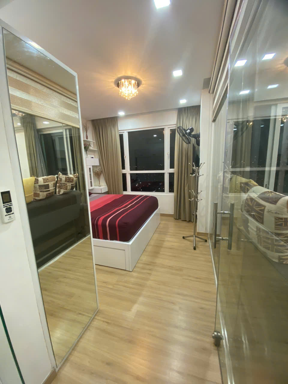 Chuyển nhượng căn hộ 1Pn, sẵn sổ hồng tại Vista Verde