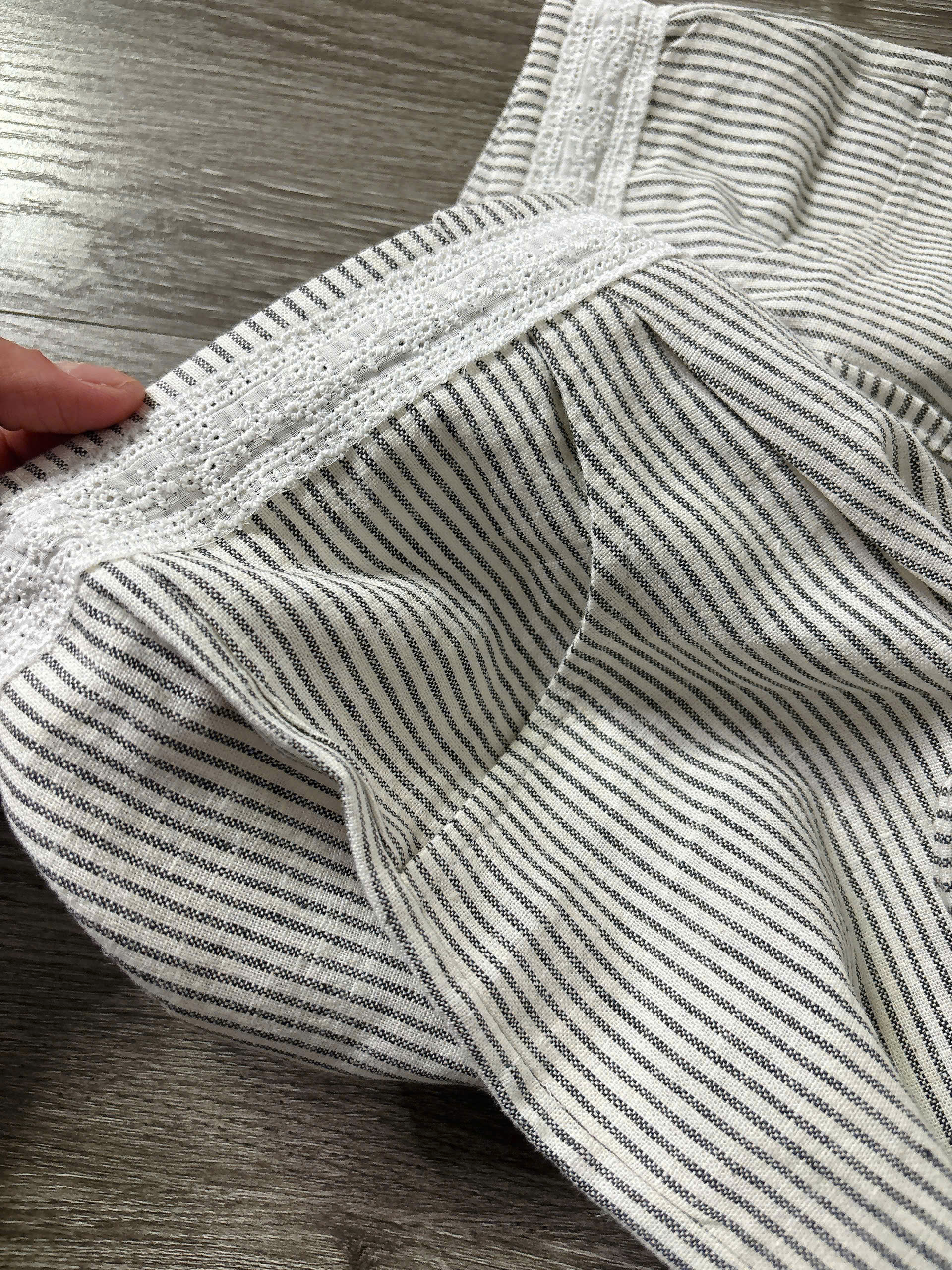 HQ46 Quần suông phối sọc