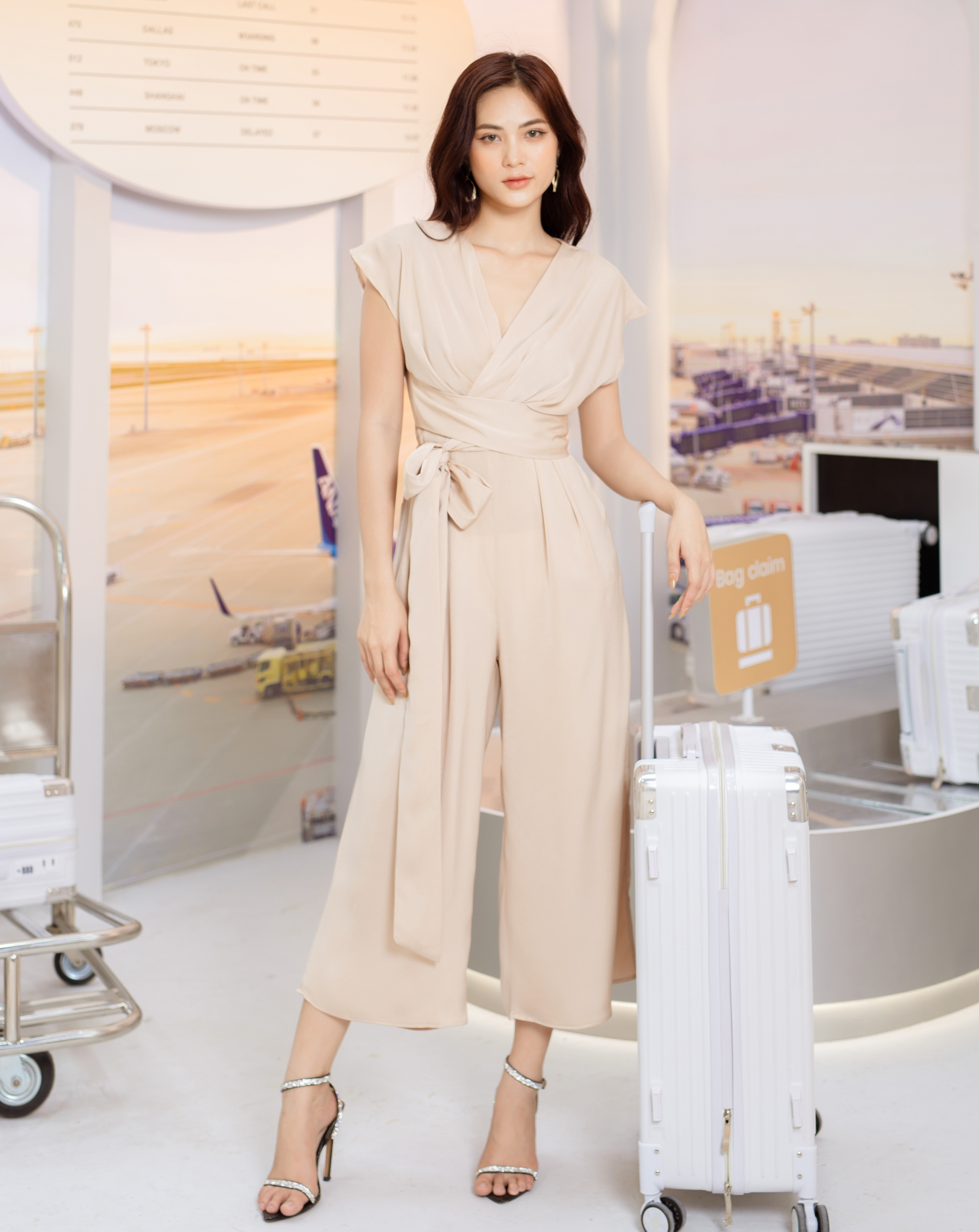 Jumpsuit ống rộng cổ V thanh lịch_thumbnail_1