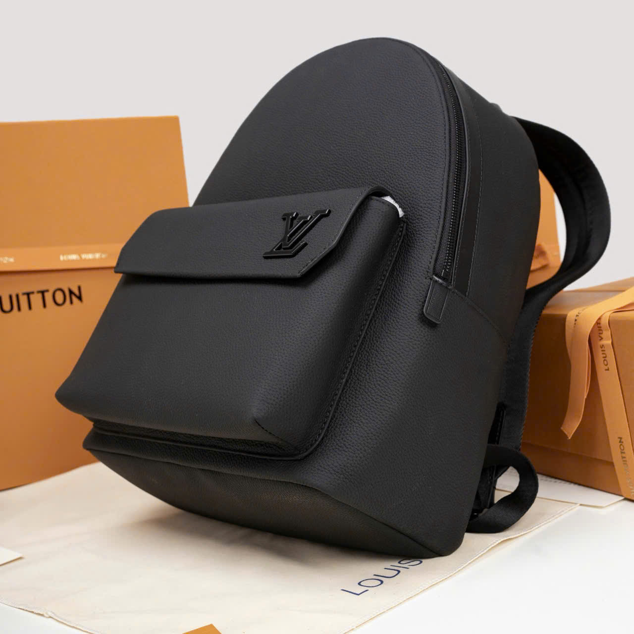 Ba lô Louis Vuitton Takeoff full đen_thumbnail_13