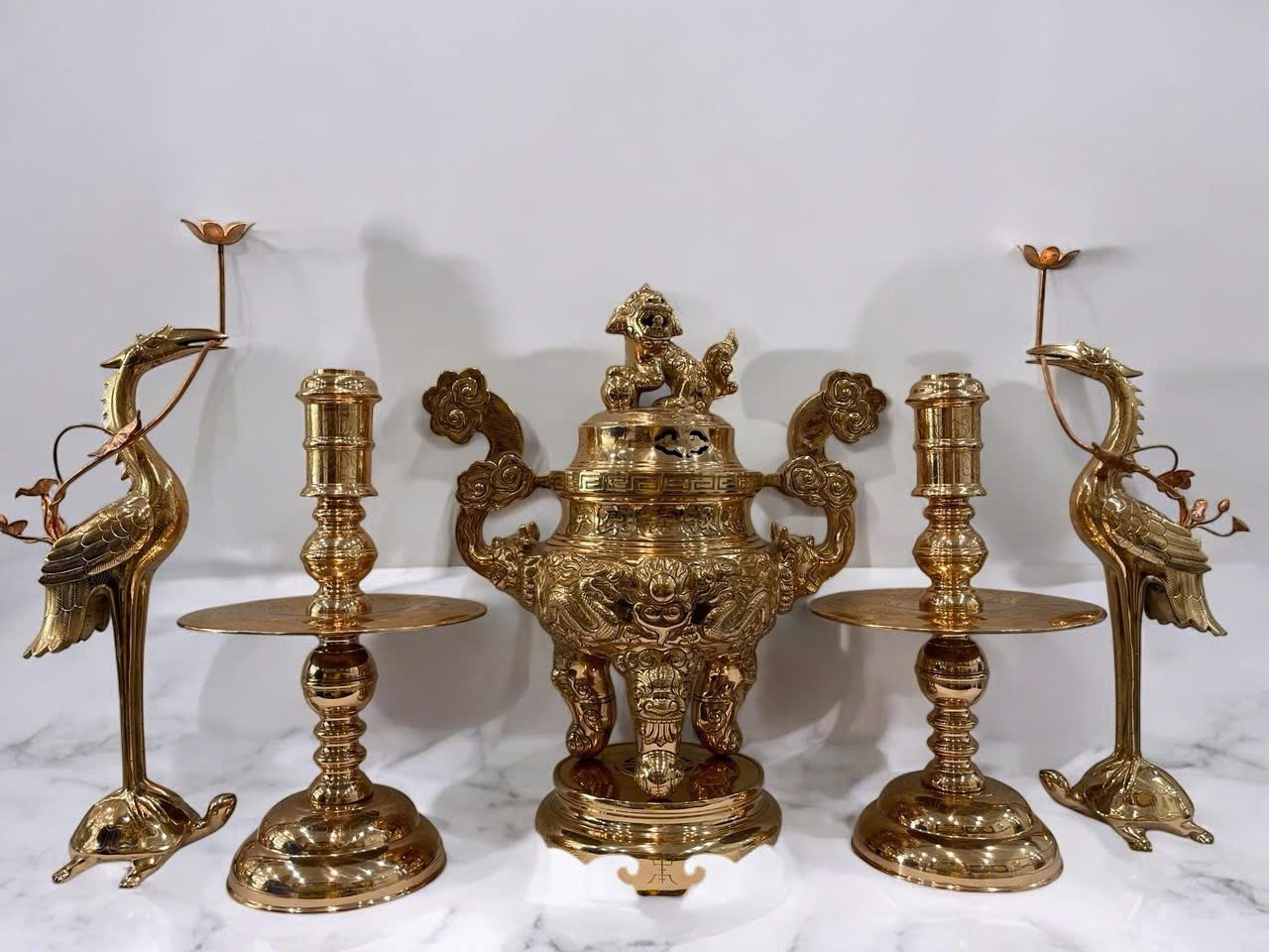 Bộ ngũ sự đúc đồng đỏ