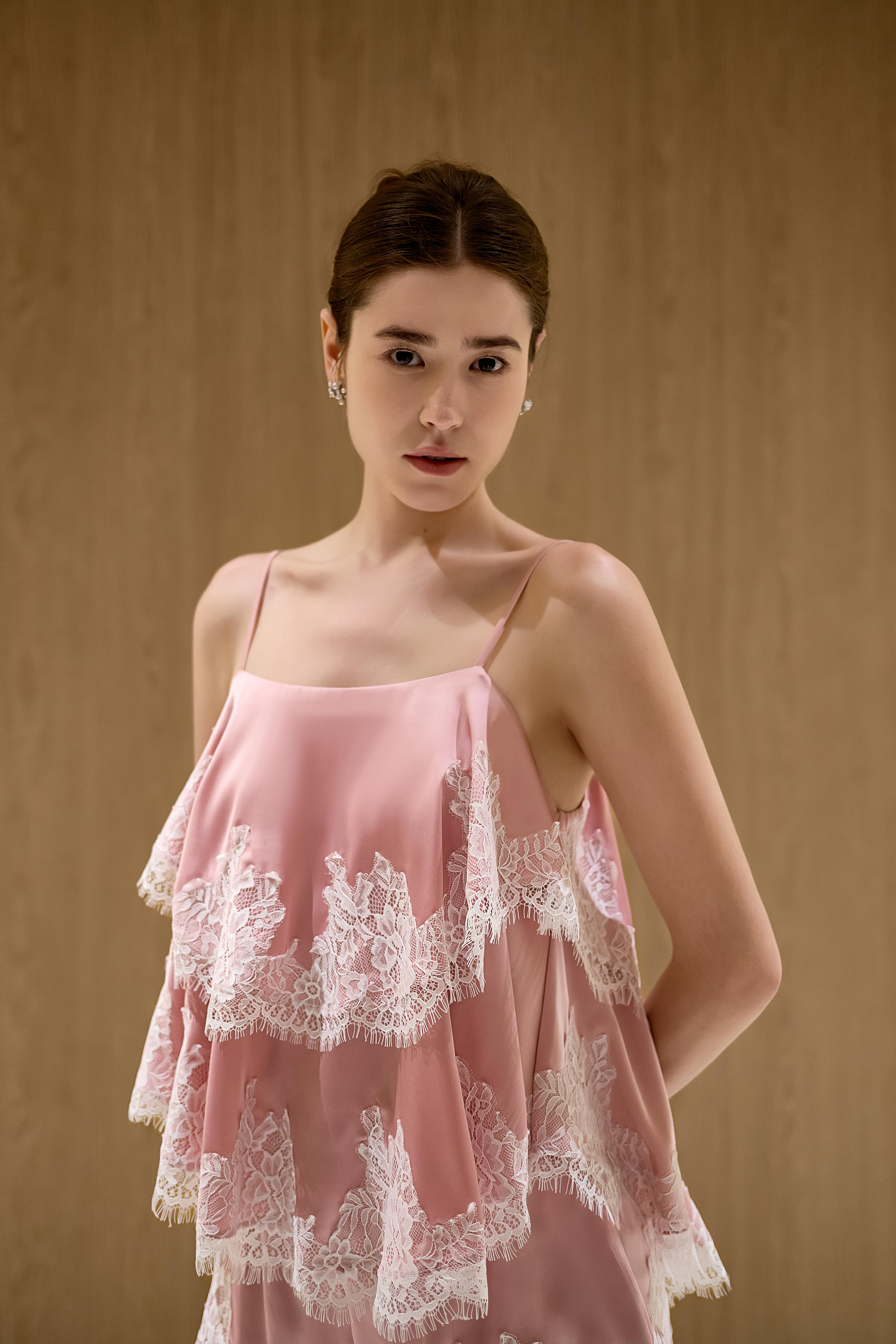 Bộ lụa áo 2 dây, quần cộc BN673_thumbnail_2