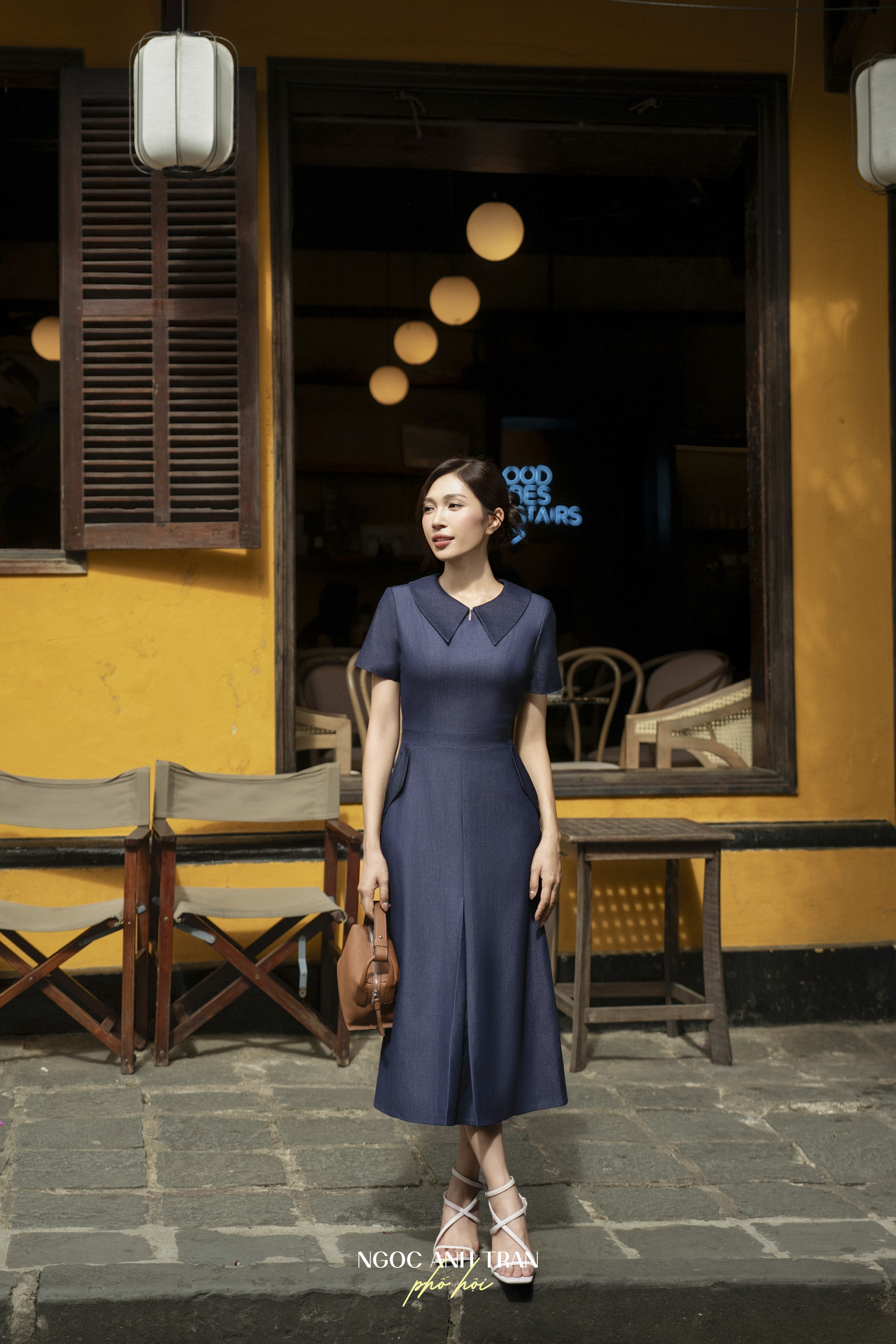 D124 - Váy denim mềm cổ lá nhọn Hội An