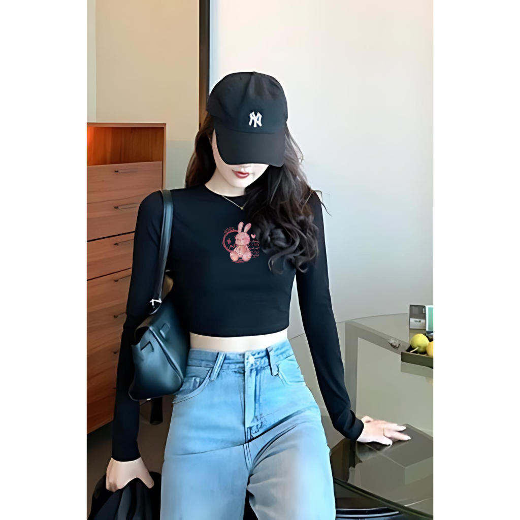 Áo croptop tay dài nữ màu đen/ trắng in hình nhiều mẫu - Áo thun dài tay Loza - G0198_thumbnail_9