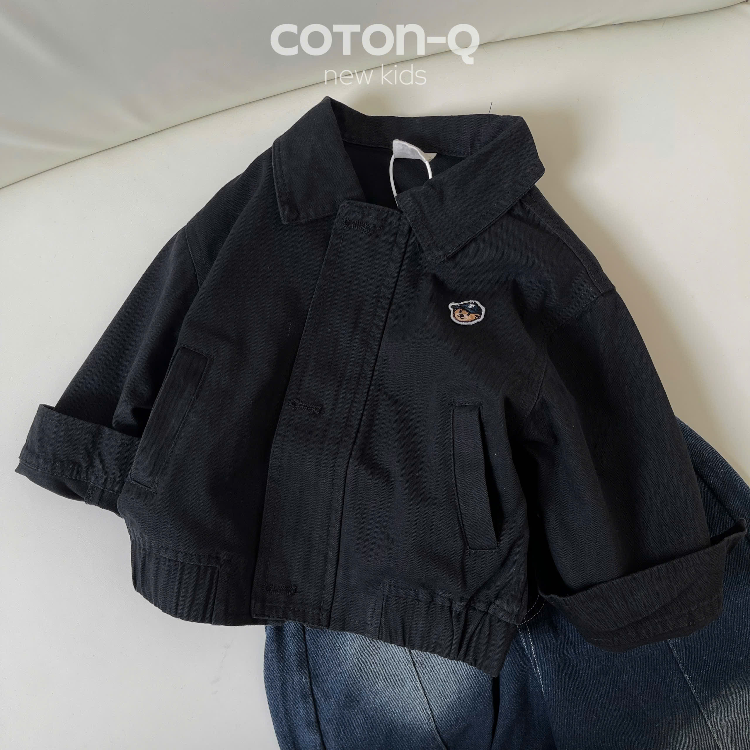 Áo khoác bomber bé ( TRẮNG )_thumbnail_6