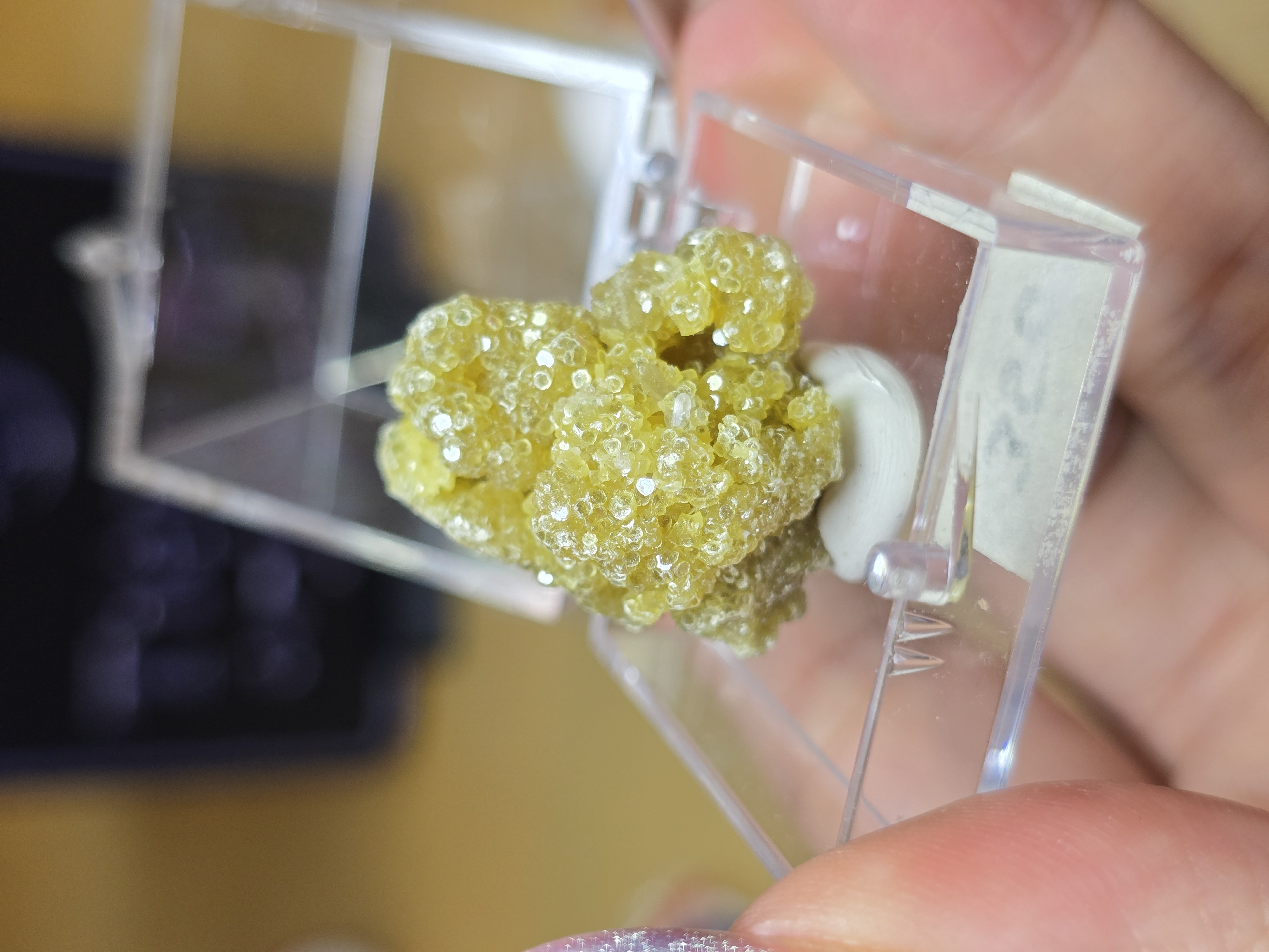 Tinh Thể Golden Mica size thumbnail - Brazil