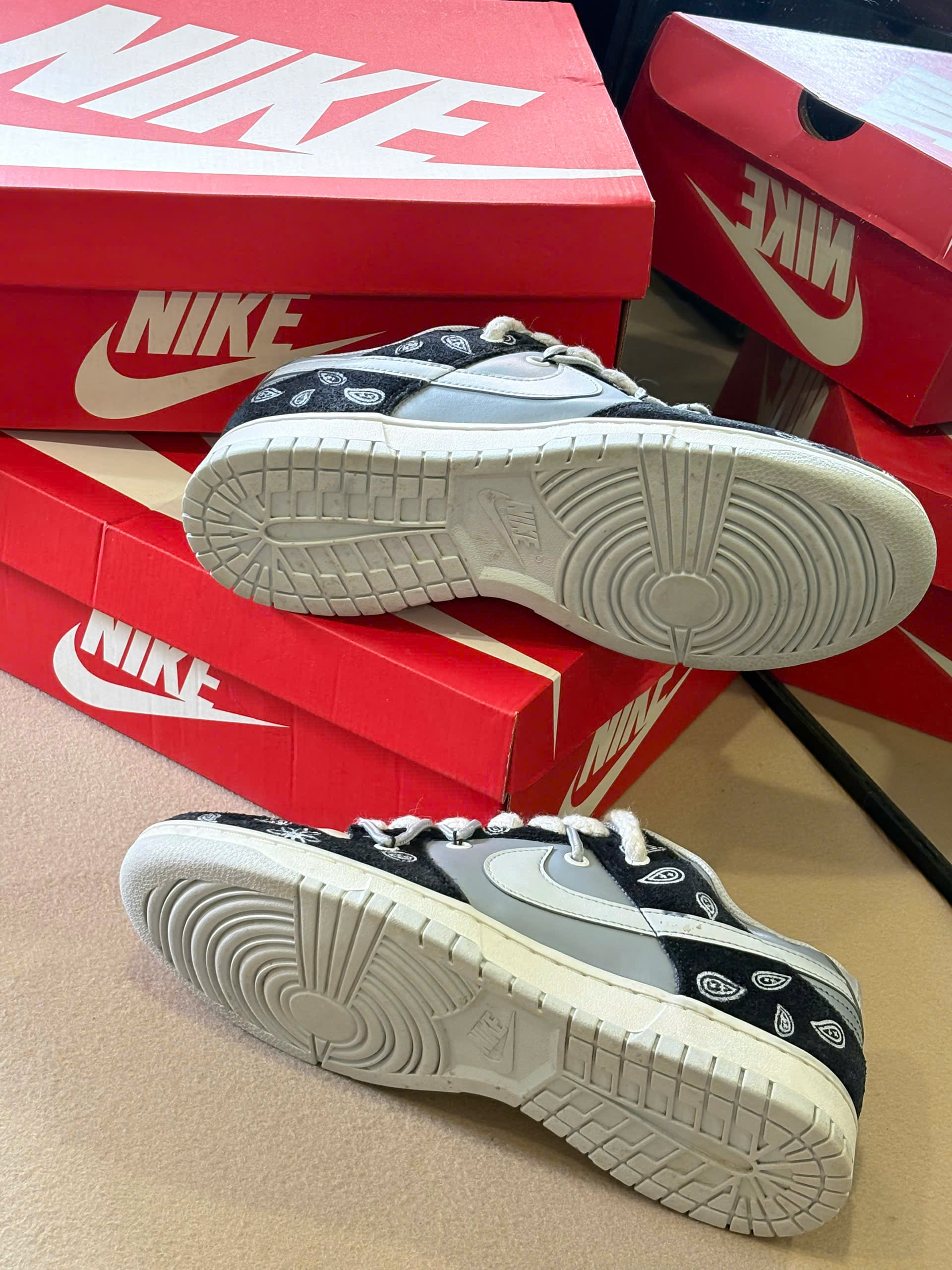 Nike Dunk Low 'Vibe Crane y Flores de Anacardo' DH7913-001_thumbnail_6