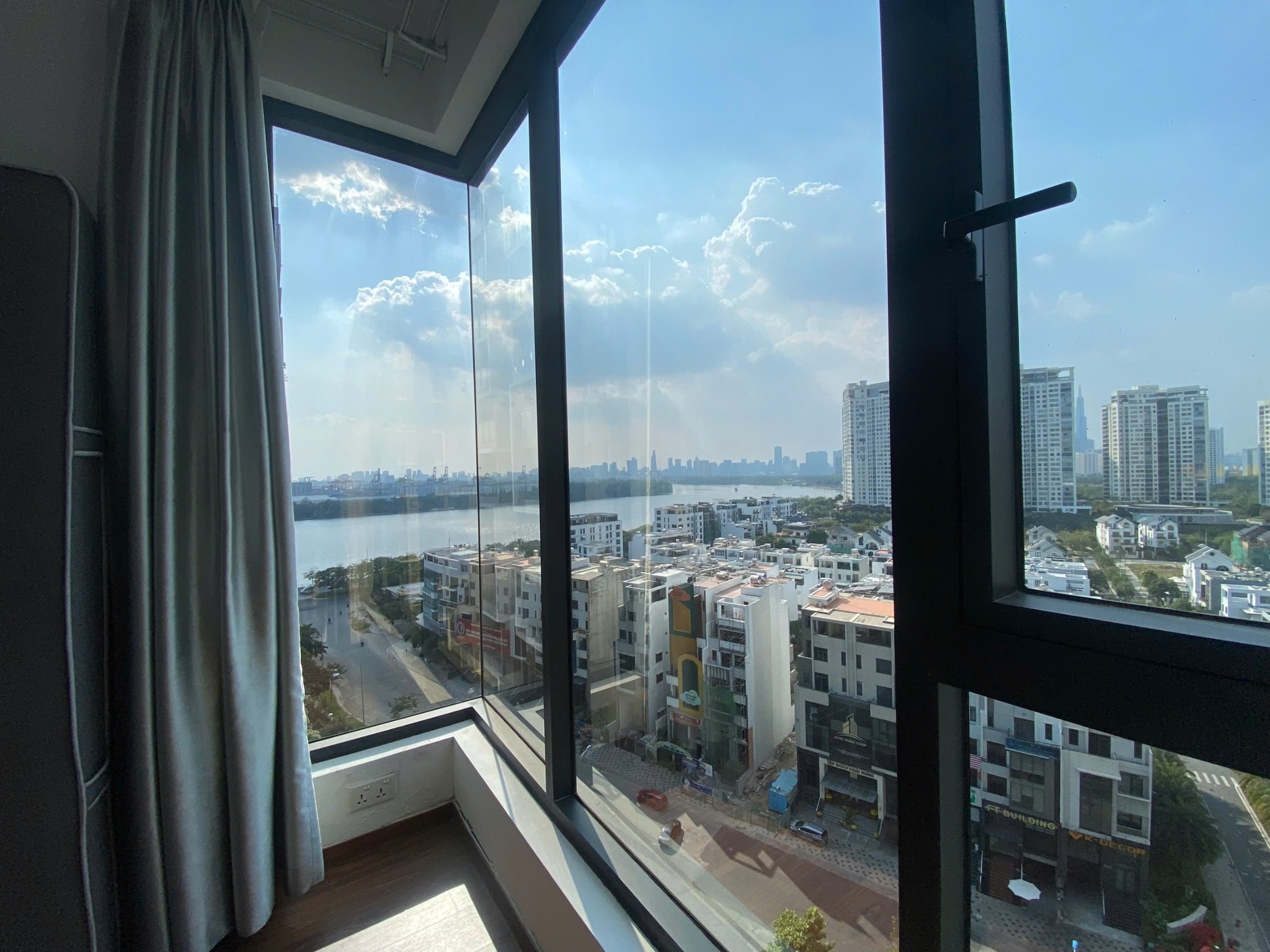 CHO THUÊ CĂN HỘ 3 PHÒNG NGỦ ONE VERANDAH_thumbnail_5