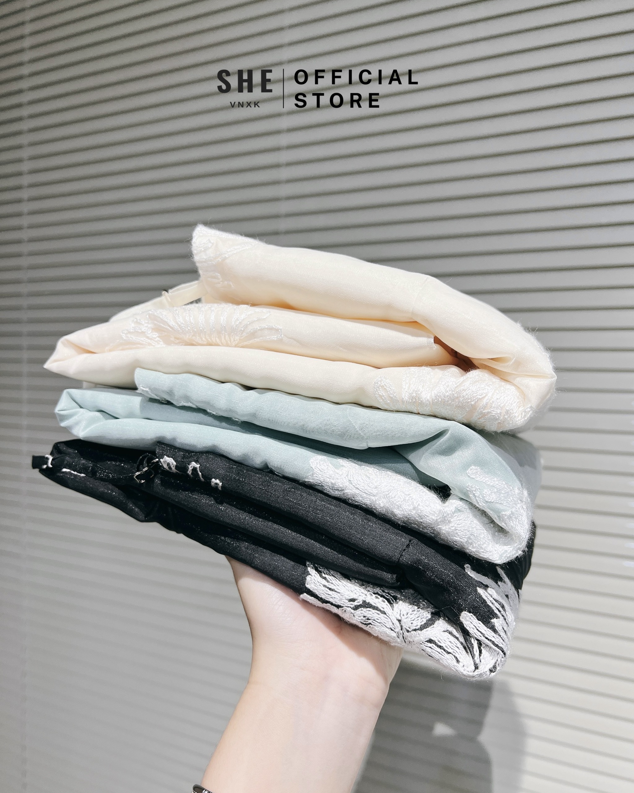 8038 ĐẦM YẾM HOBBS_thumbnail_9