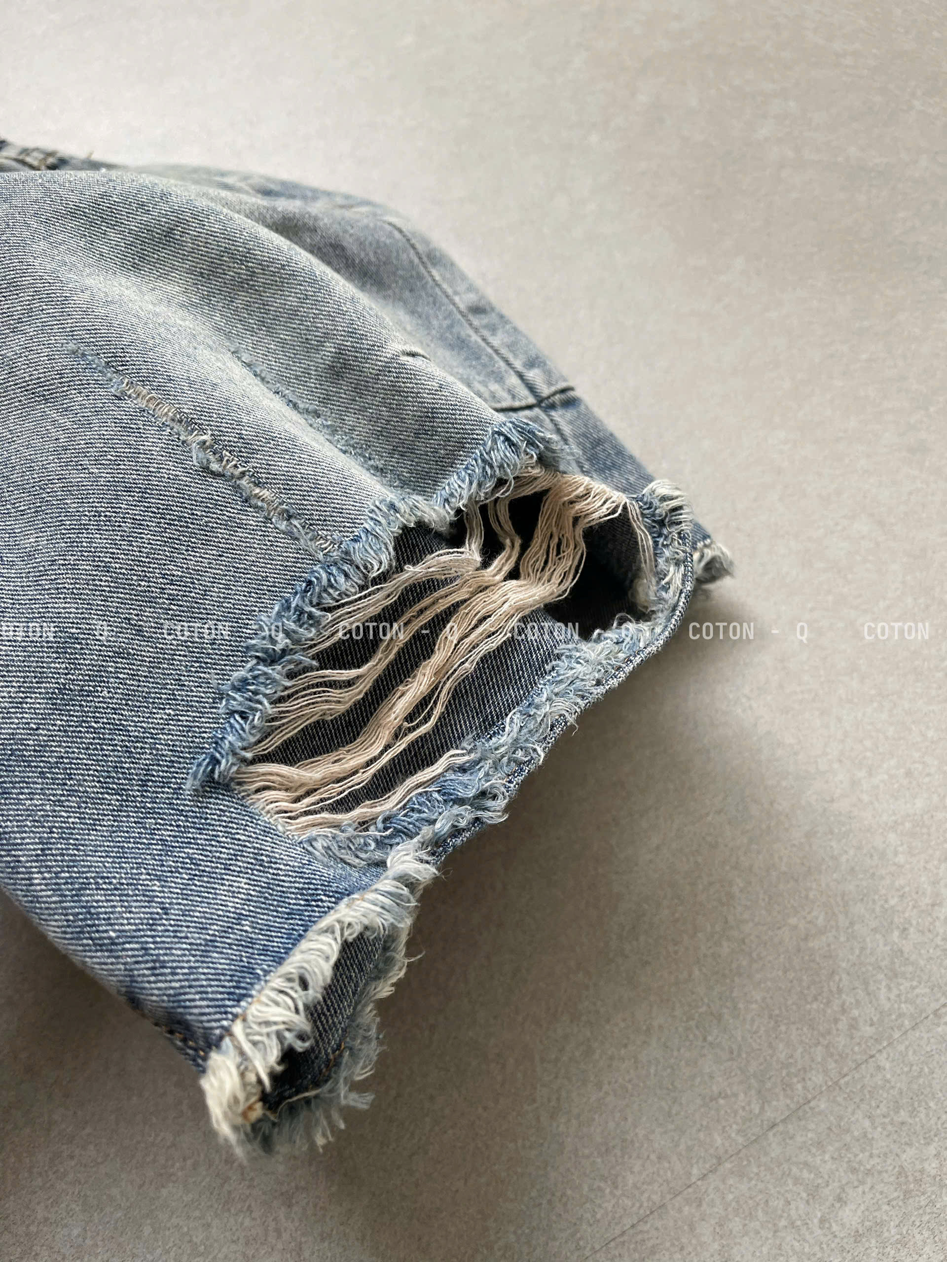 Quần short tua rách gấu_thumbnail_2