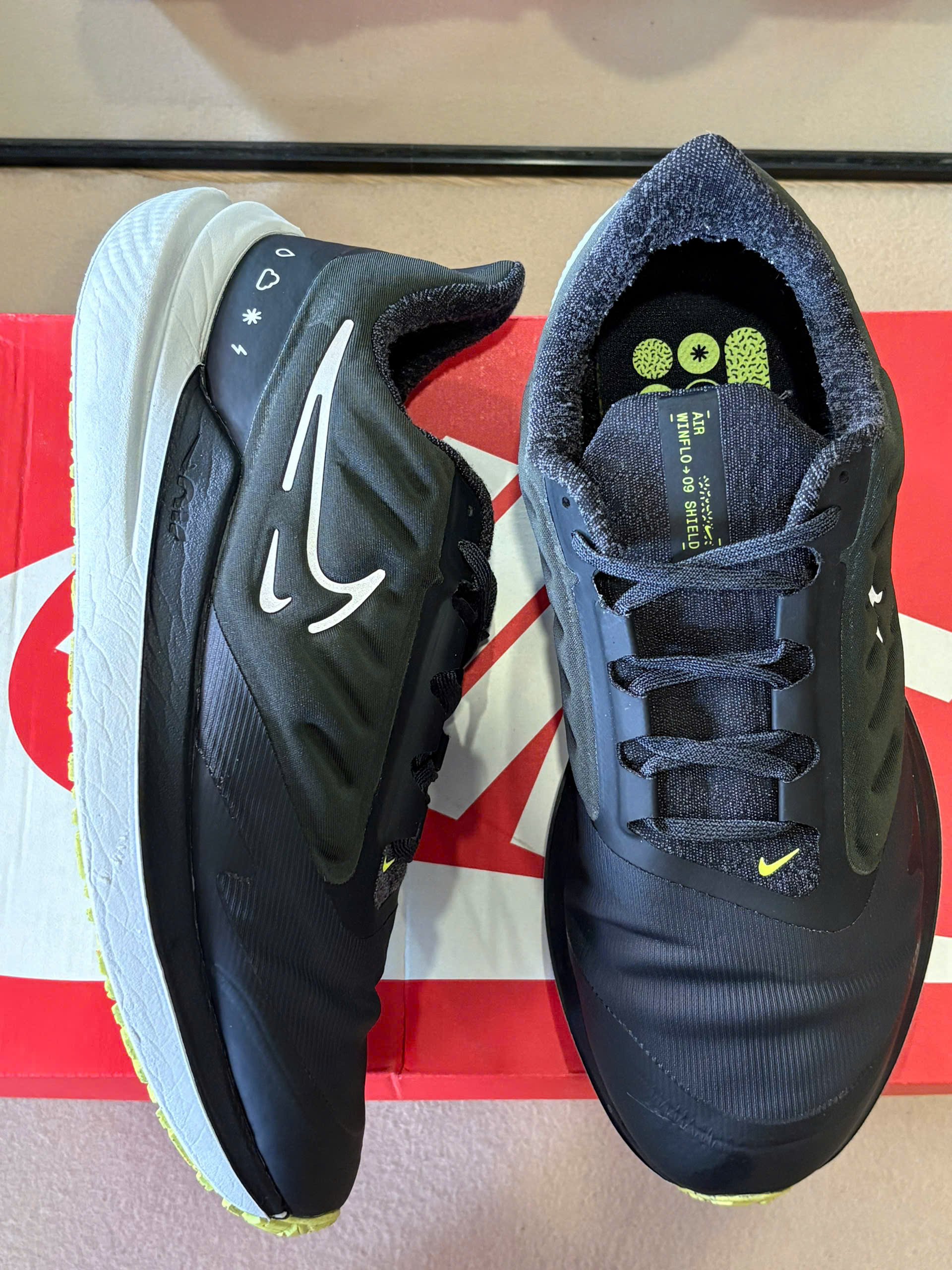Nike Air Zoom Winflo 9 Shield Black DM1106-001