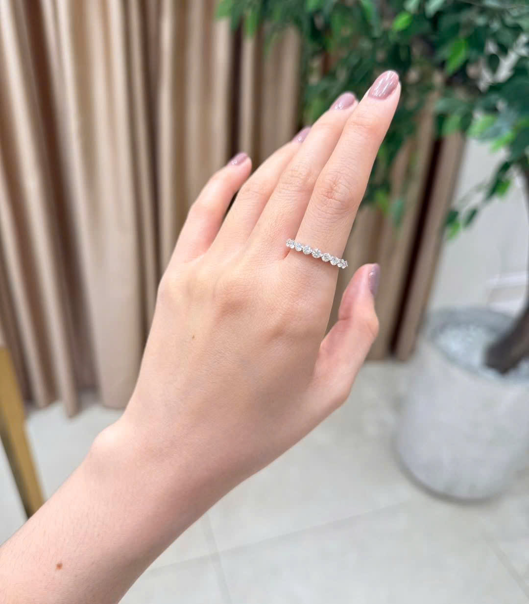 Nhẫn Kết 9 Viên Kim Cương 2.7Ly