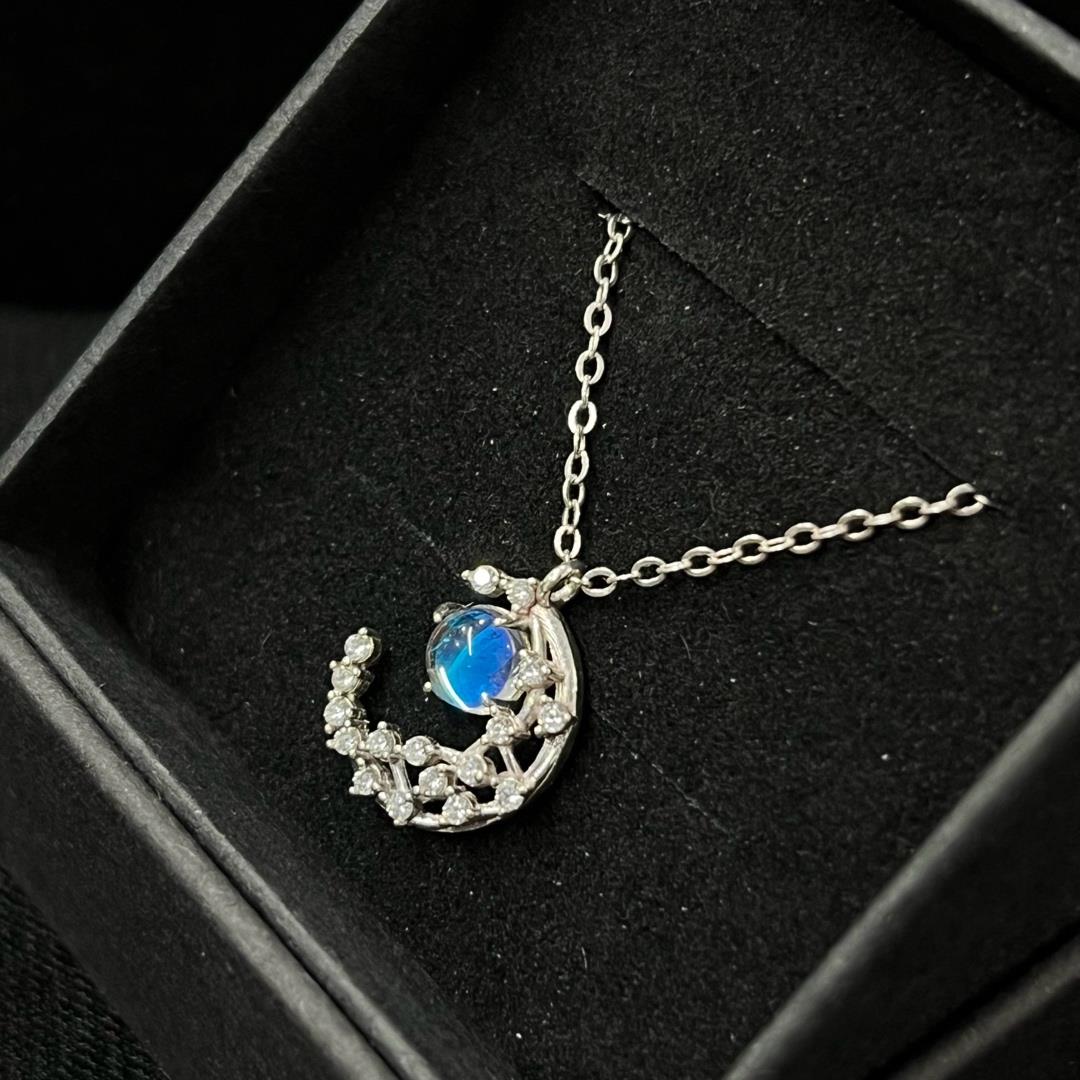 vòng cổ bạc s925 hình mặt trăng đá mặt trăng.