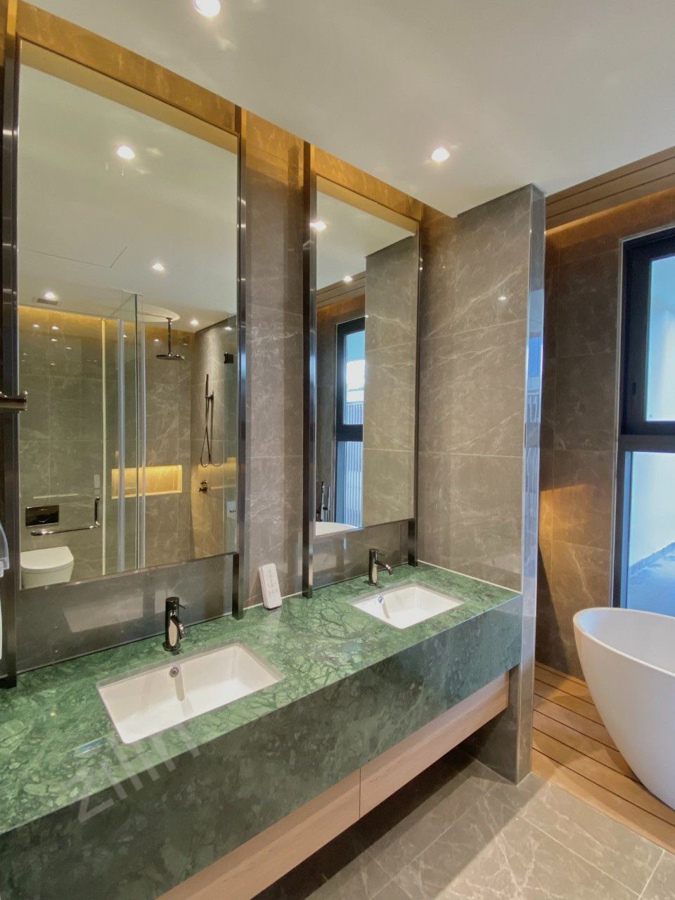 Nội thất cao cấp cho căn 4PN tại The River Thủ Thiêm._thumbnail_3