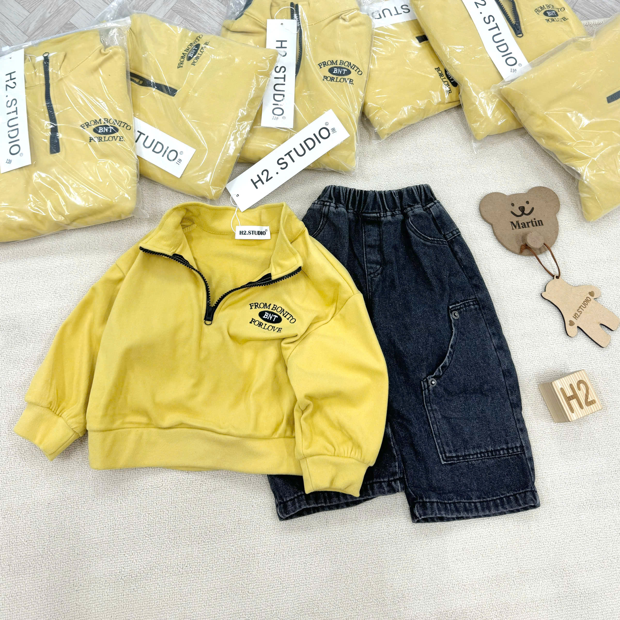 Q98 BỘ DÀI QUẦN BÒ BNT VÀNG KID- A211.42_thumbnail_2