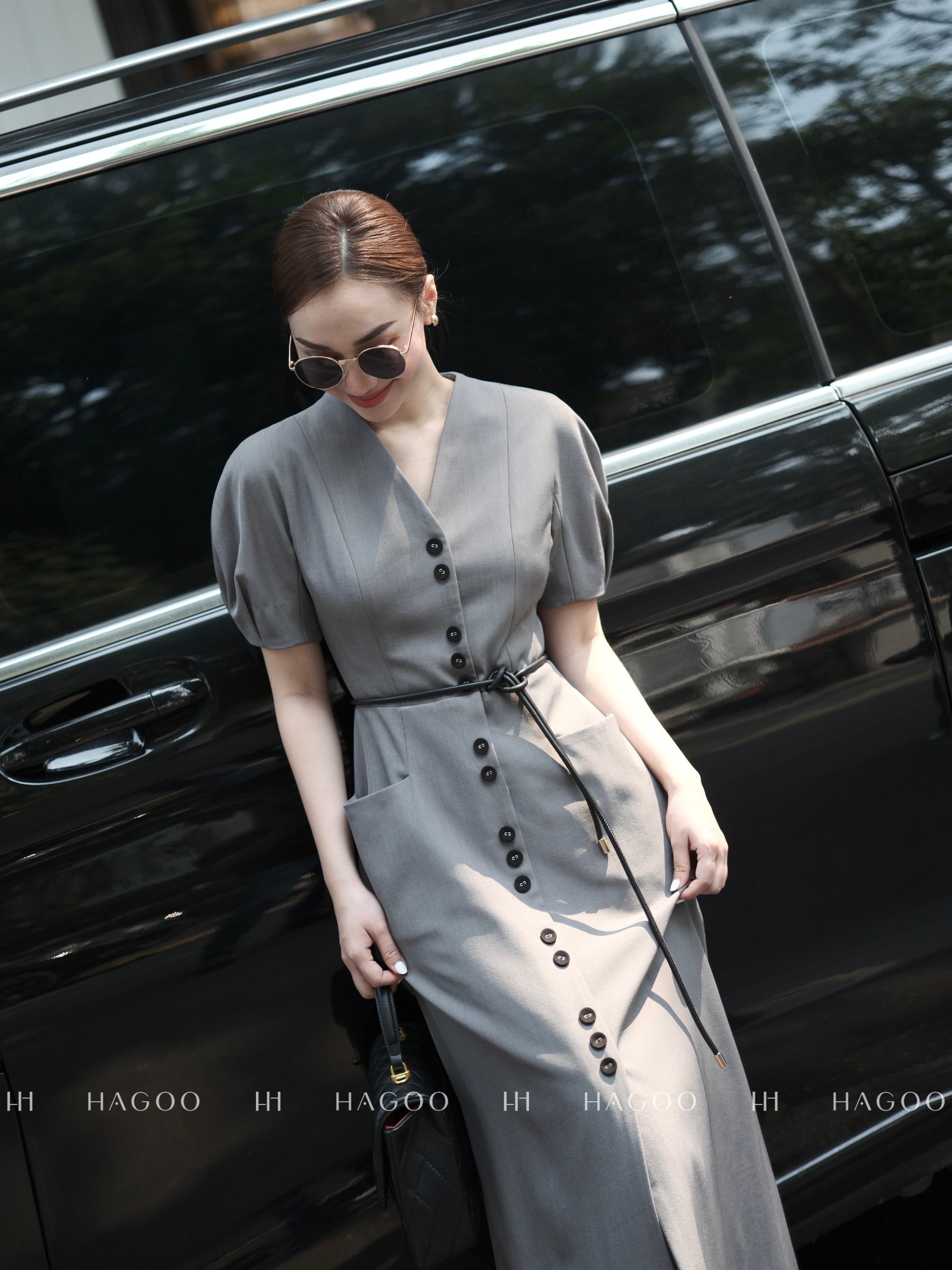 Váy xám tay phồng phối khuy đen kèm dây da HAGOO_thumbnail_1
