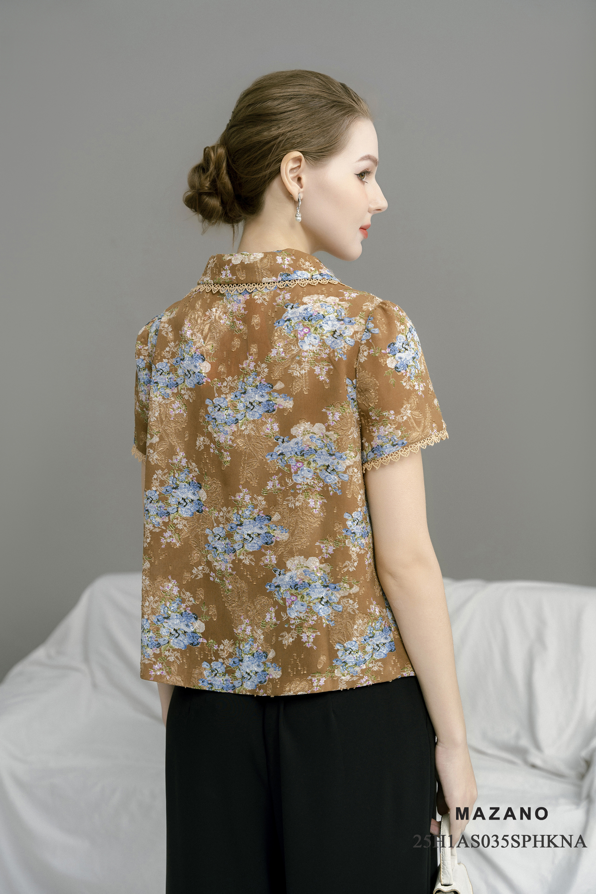 Áo top suông cài khuy Họa tiết hoa cách điệu Cổ bẻ Tay ngắn Dài dưới eo_thumbnail_5