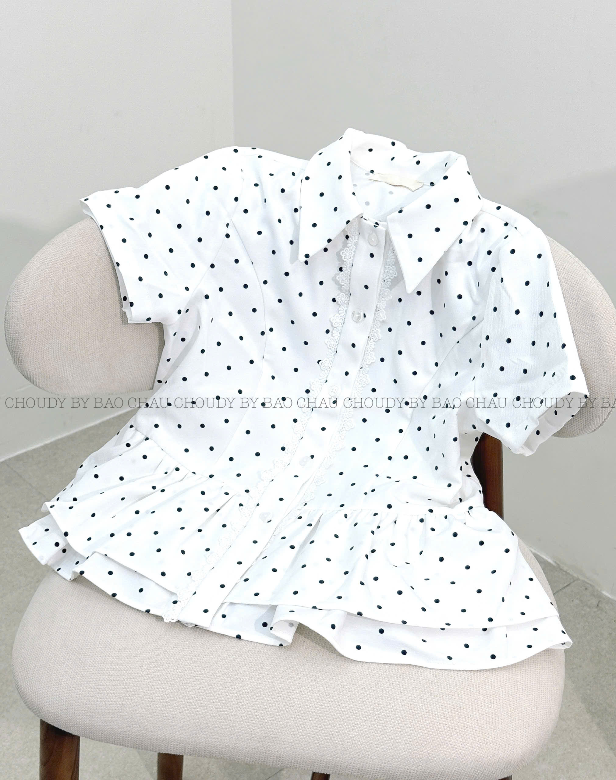 U750 ÁO KIỂU CHẤM BI TRẮNG_thumbnail_3