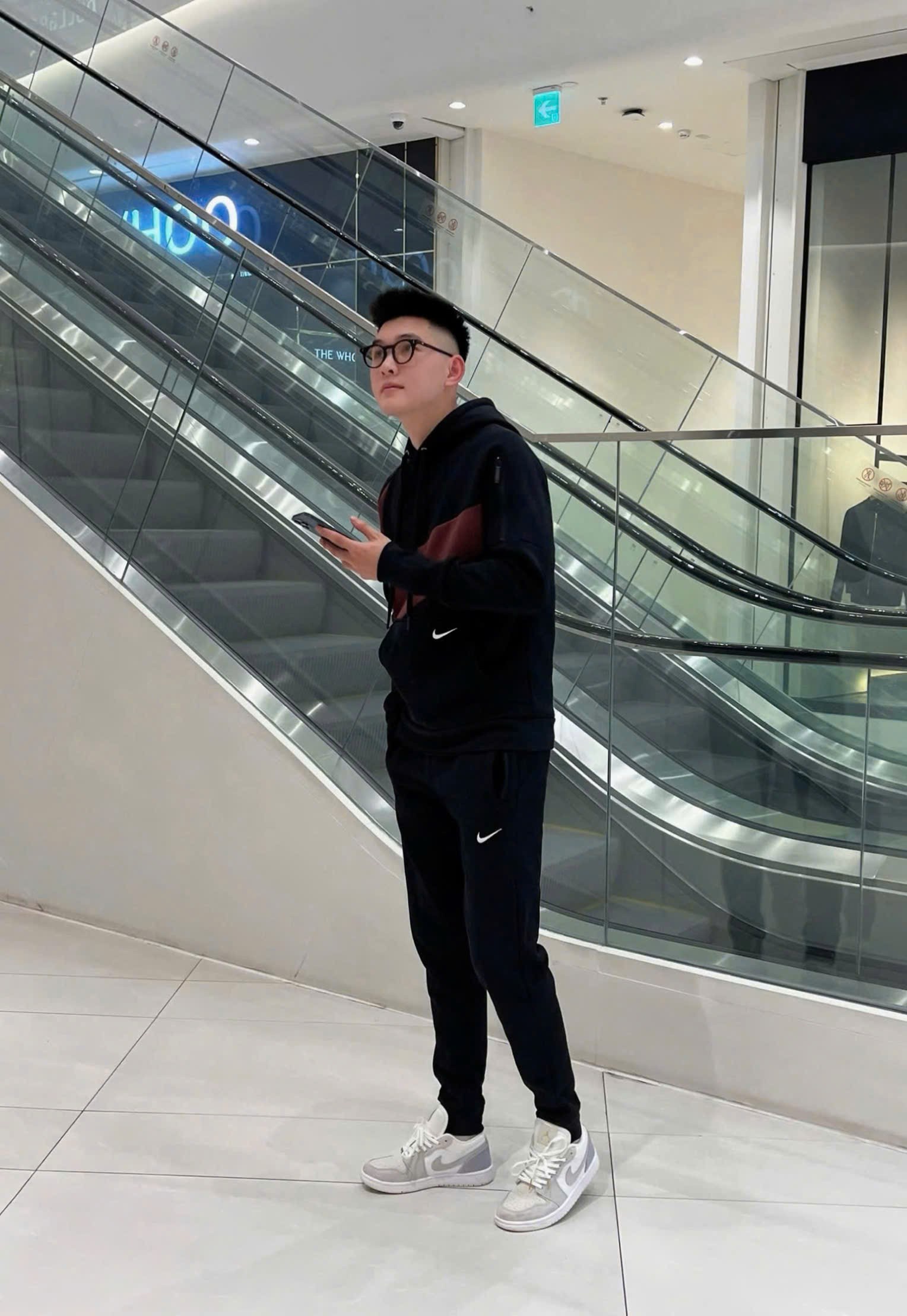 Nike Swoosh Hoodie & Jogger Set_thumbnail_16