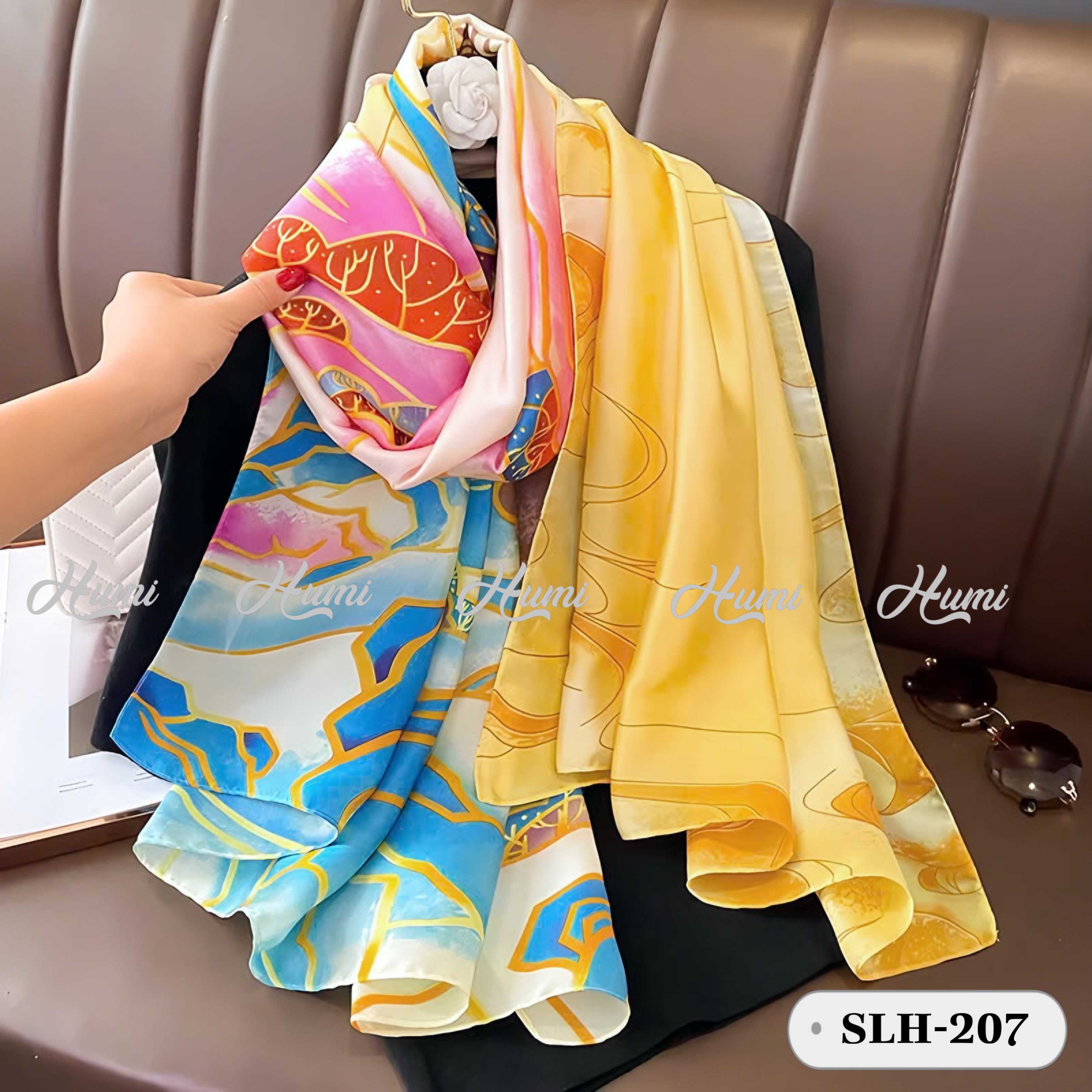 KHĂN CHOÀNG LỤA (SLH207)