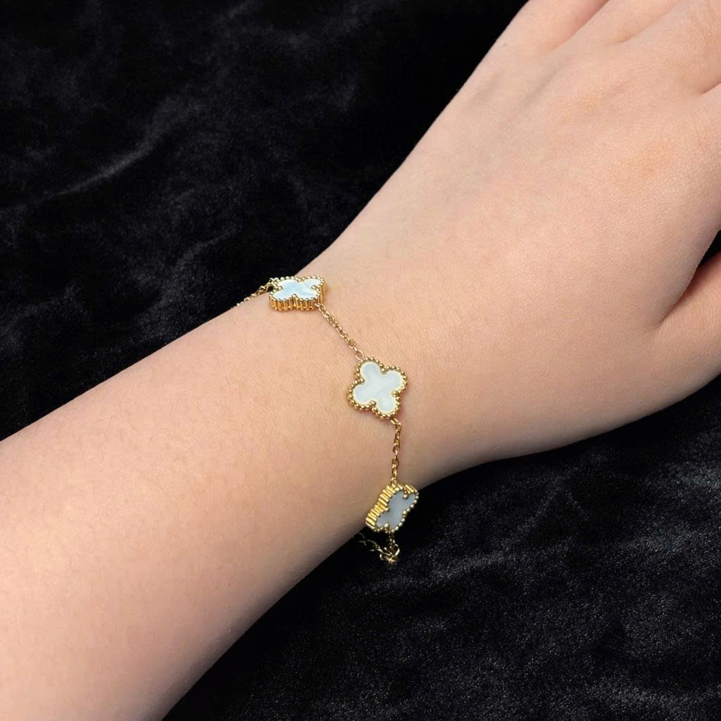 Vòng tay van cleef đá trắng lớn màu vàng_thumbnail_2