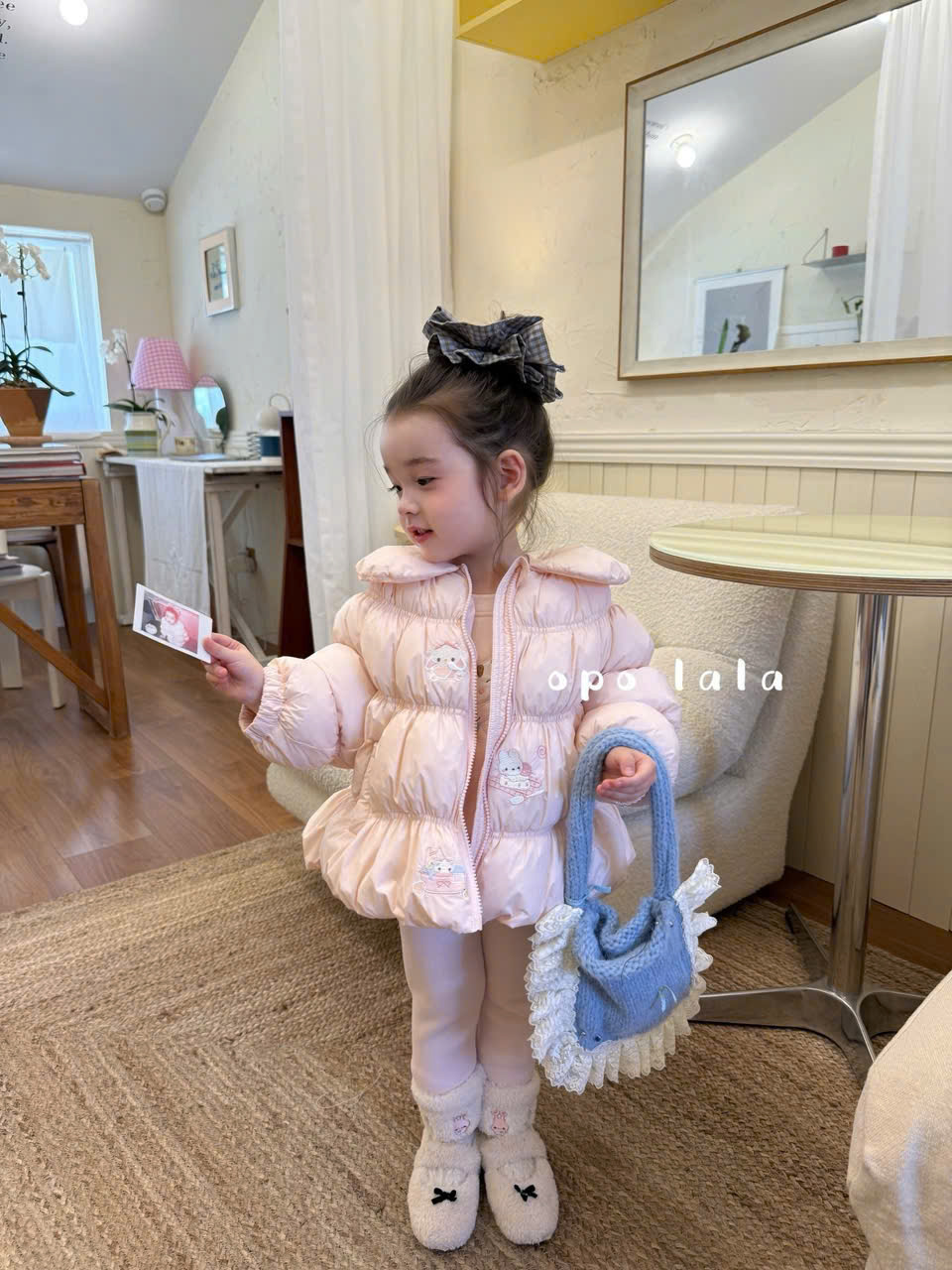 (M85) Áo khoác hồng cổ bẻ opolala