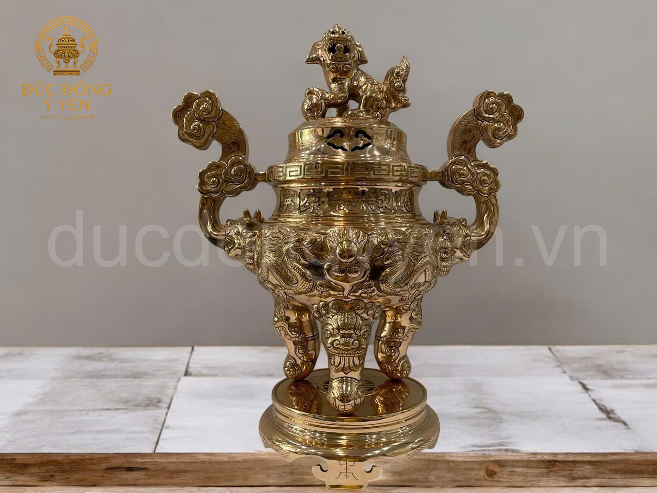 Bộ đỉnh thờ cúng tam sự đồng đỏ mộc hoa văn rồng nổi _thumbnail_1