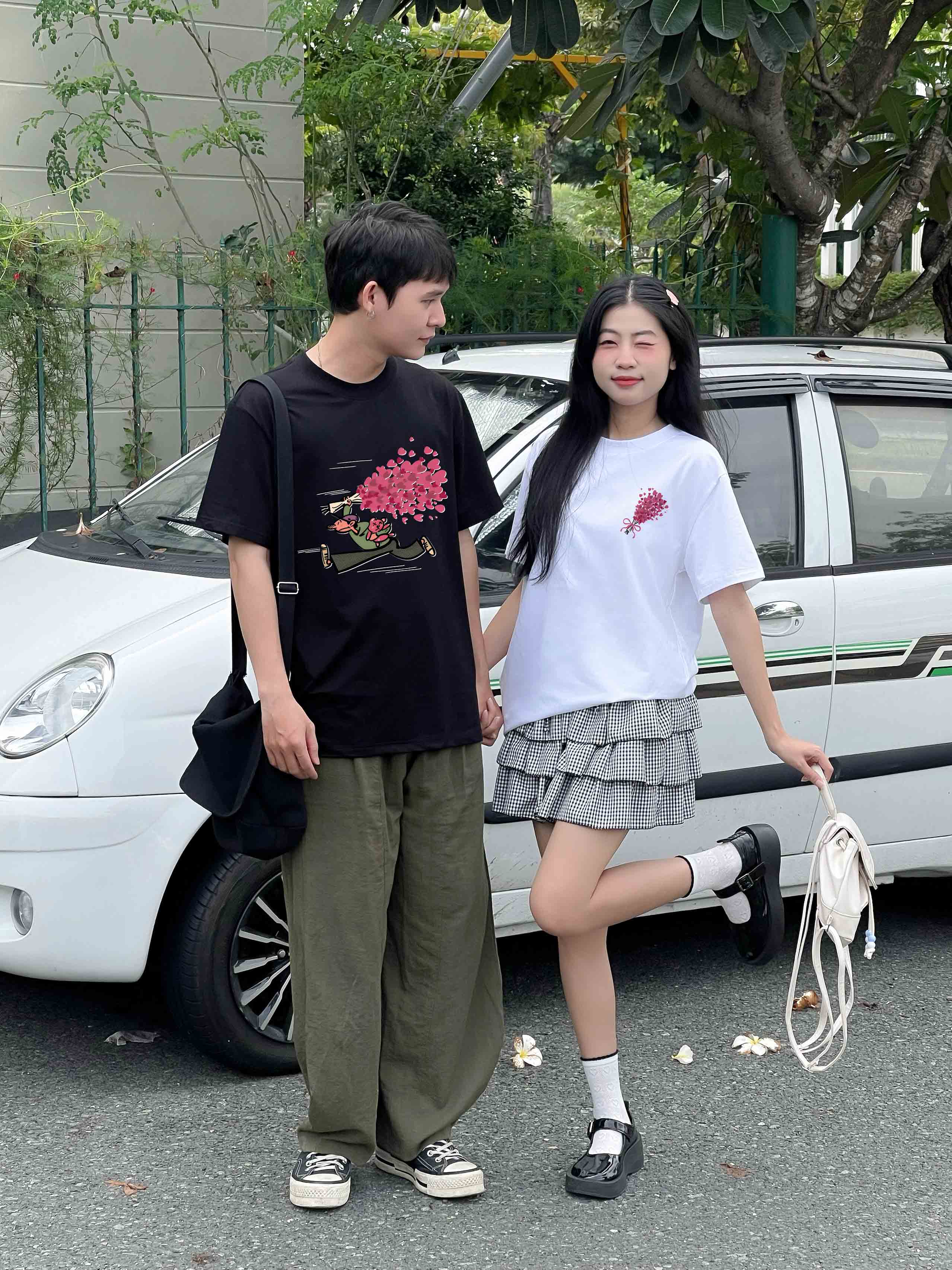 Áo thun cặp nam nữ trái tim form rộng 1943 Miucho cổ tròn vải 4c cotton 220gsm thoáng mát in mix_thumbnail_2