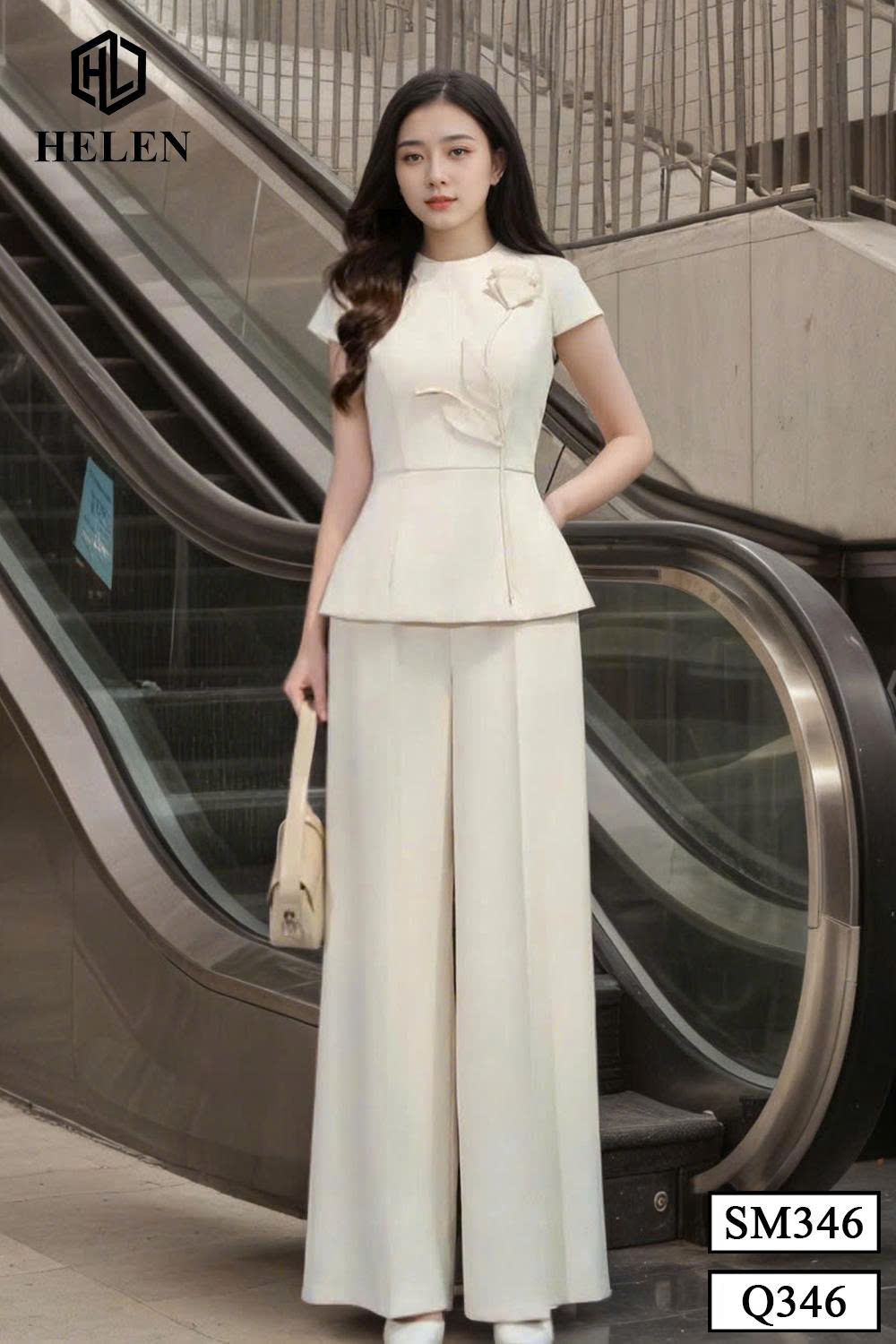 Set sơ mi kem cổ tròn đính hoa ngực + quần suông màu kem SET346Q