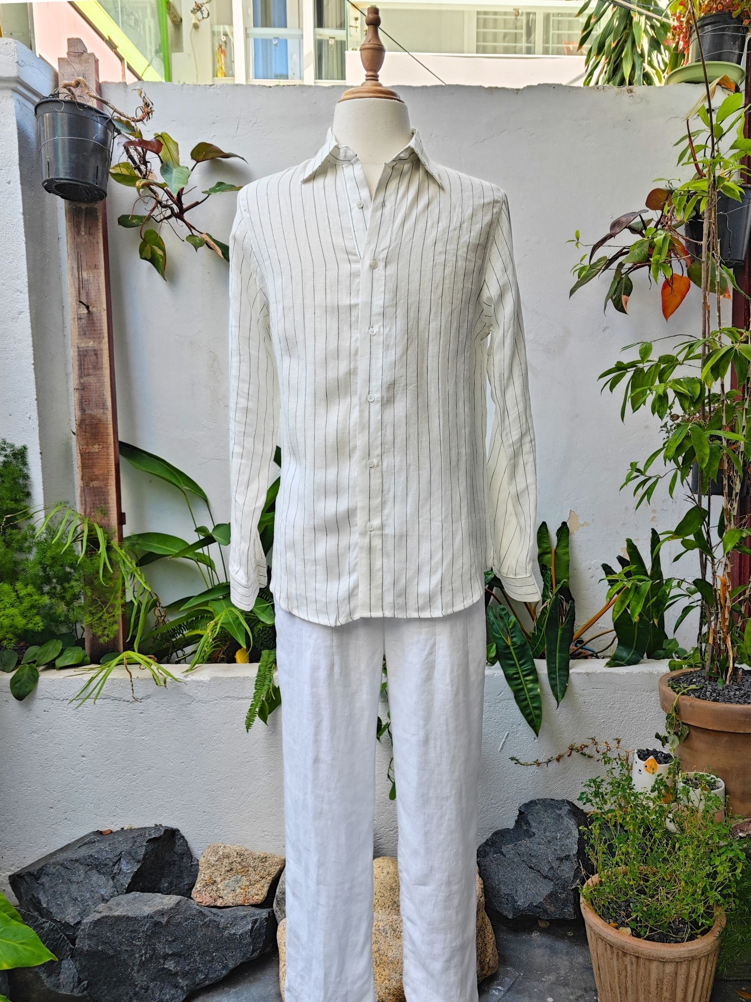 Sơ mi 100% linen tay dài cổ kiểu Ý