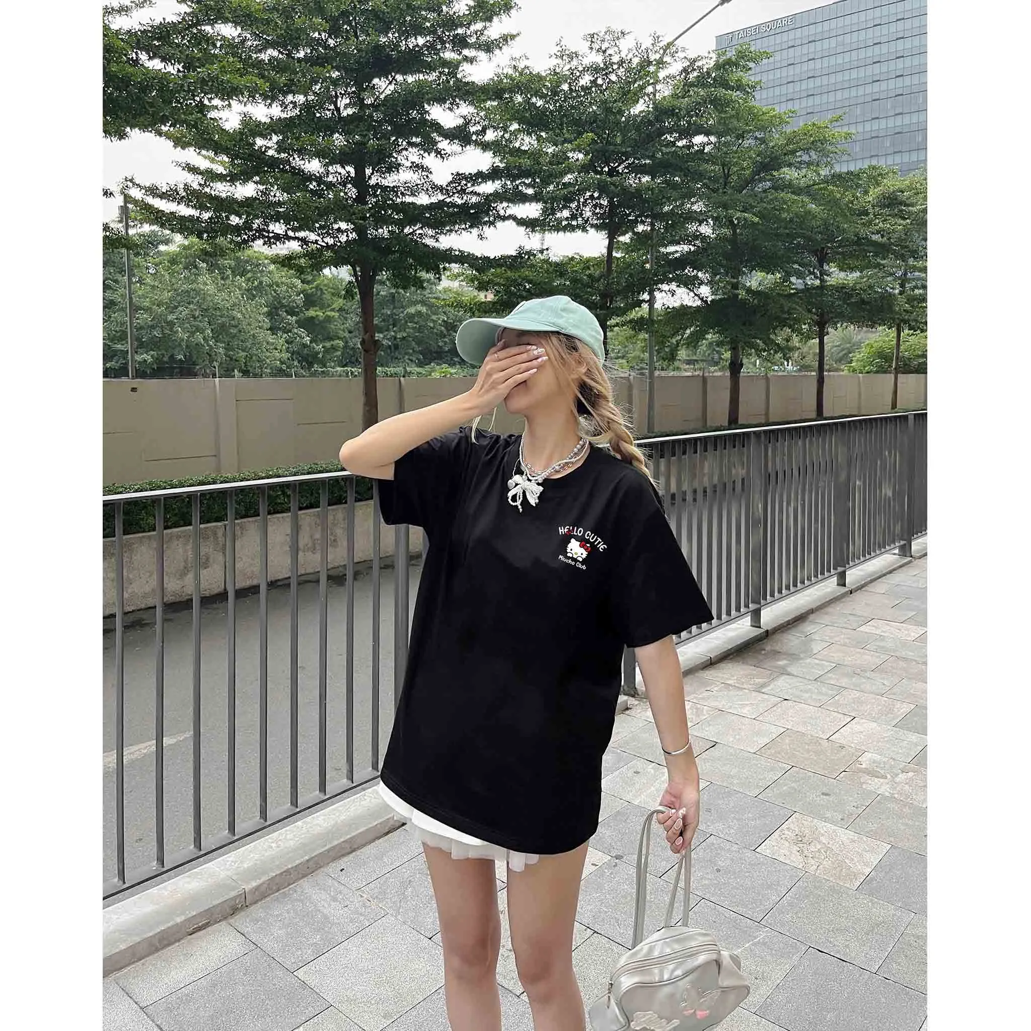 Áo thun nữ form rộng Miucho cotton co giãn 2 chiều thoáng mát cổ tròn HELLO CUTIE in mix 2687_thumbnail_3