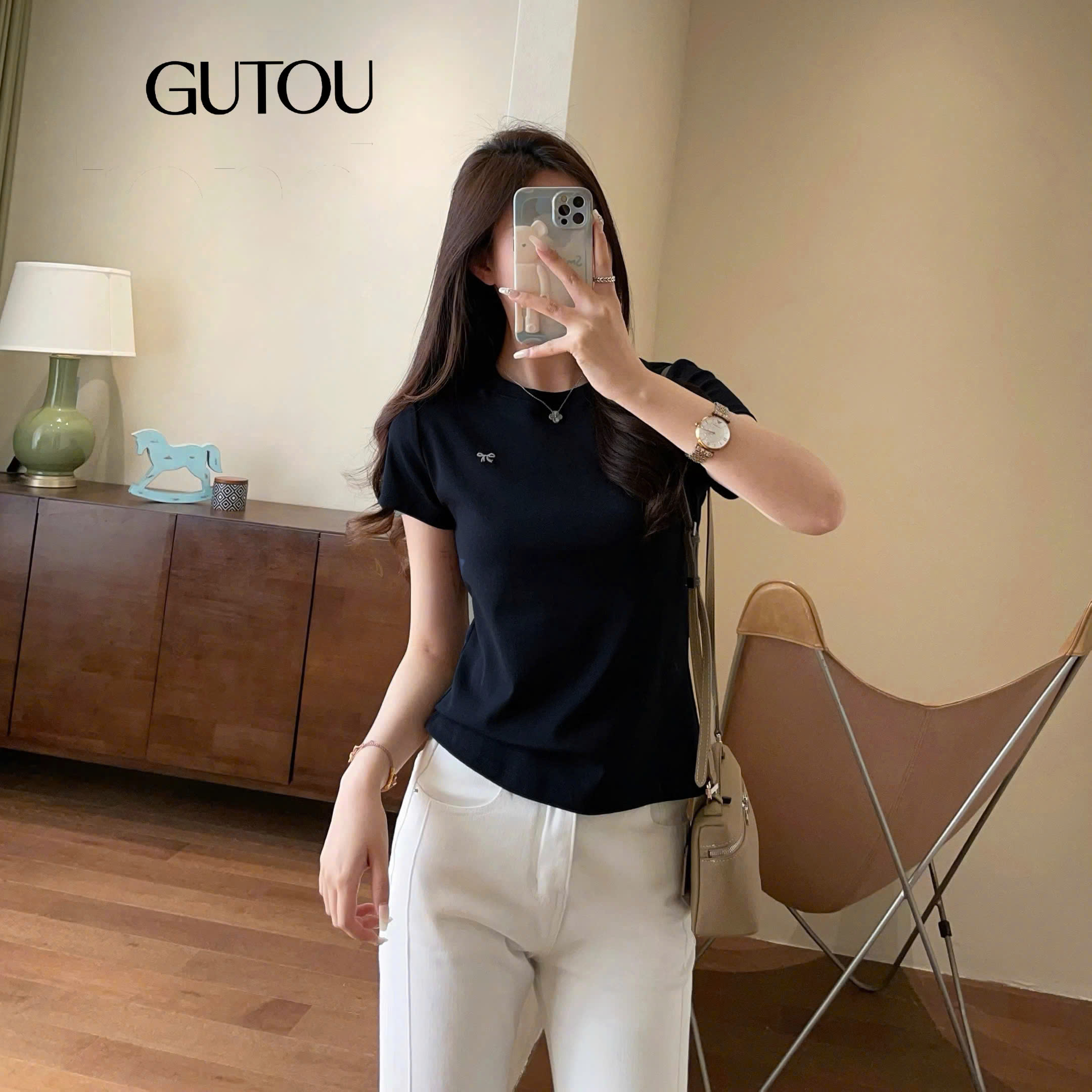 [ GUTOU ] Áo Thun Ôm Basic Thêu Nơ