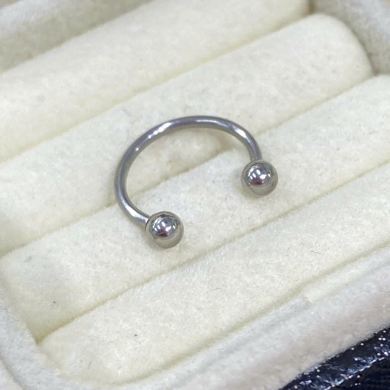 septum titan cơ bản size 12