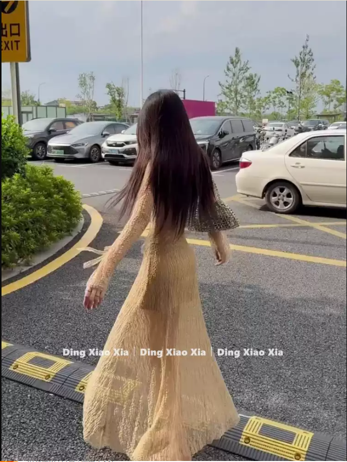 Đầm Maxi Nâu Pháp Dáng Ôm_thumbnail_5