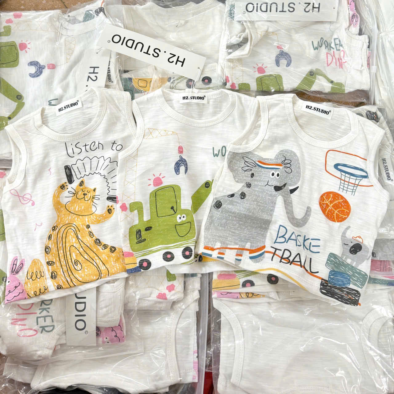 A67 SET 3 ÁO BA LỖ TRẮNG NHIỀU HÌNH- A106.221