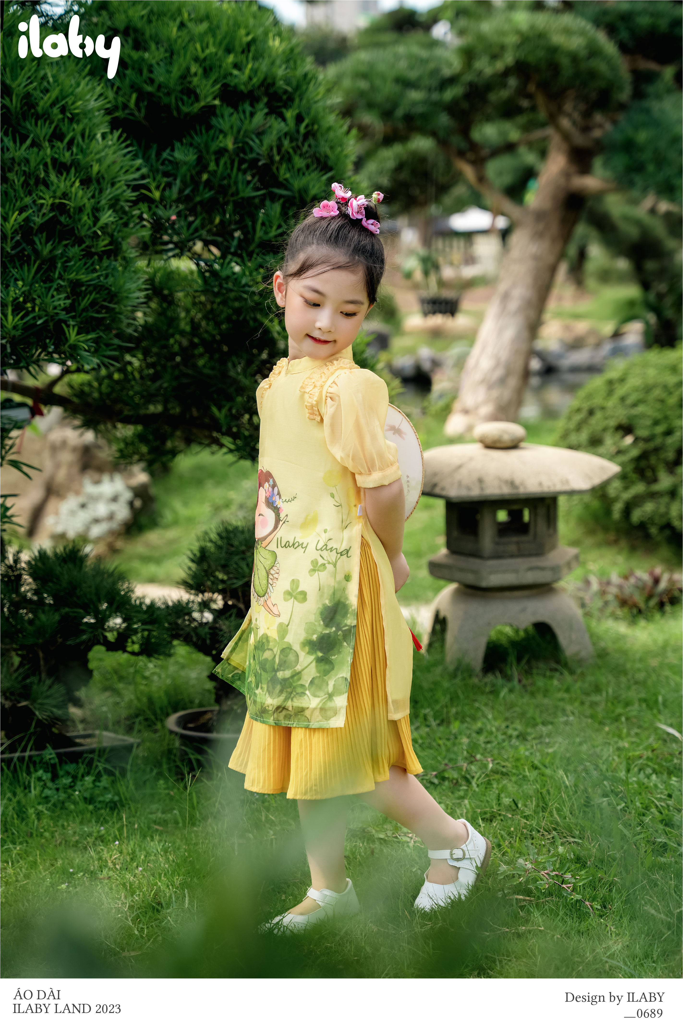 Áo dài vàng Ilaby land_thumbnail_3