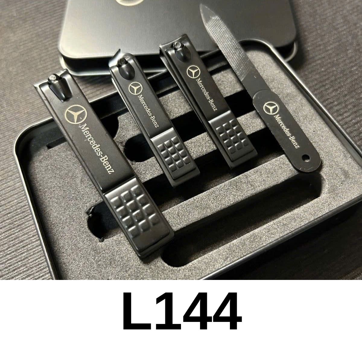 L144 - Hộp bấm móng 4 món