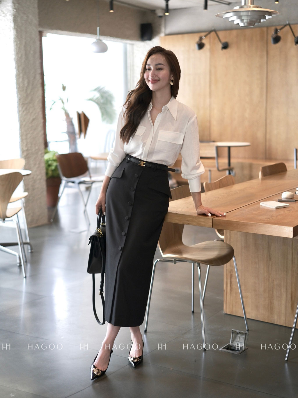 Chân váy bút chì hàng khuy giữa hai nắp túi HAGOO_thumbnail_6