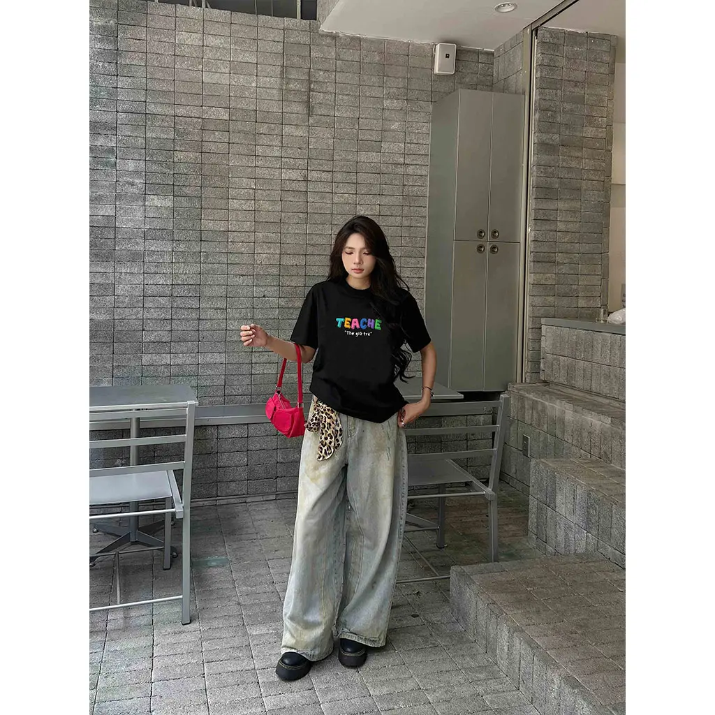 Áo thun unisex form rộng Miucho Club chất vải mềm mại thoáng mát in chữ basic Thợ giữ trẻ 2858_thumbnail_2