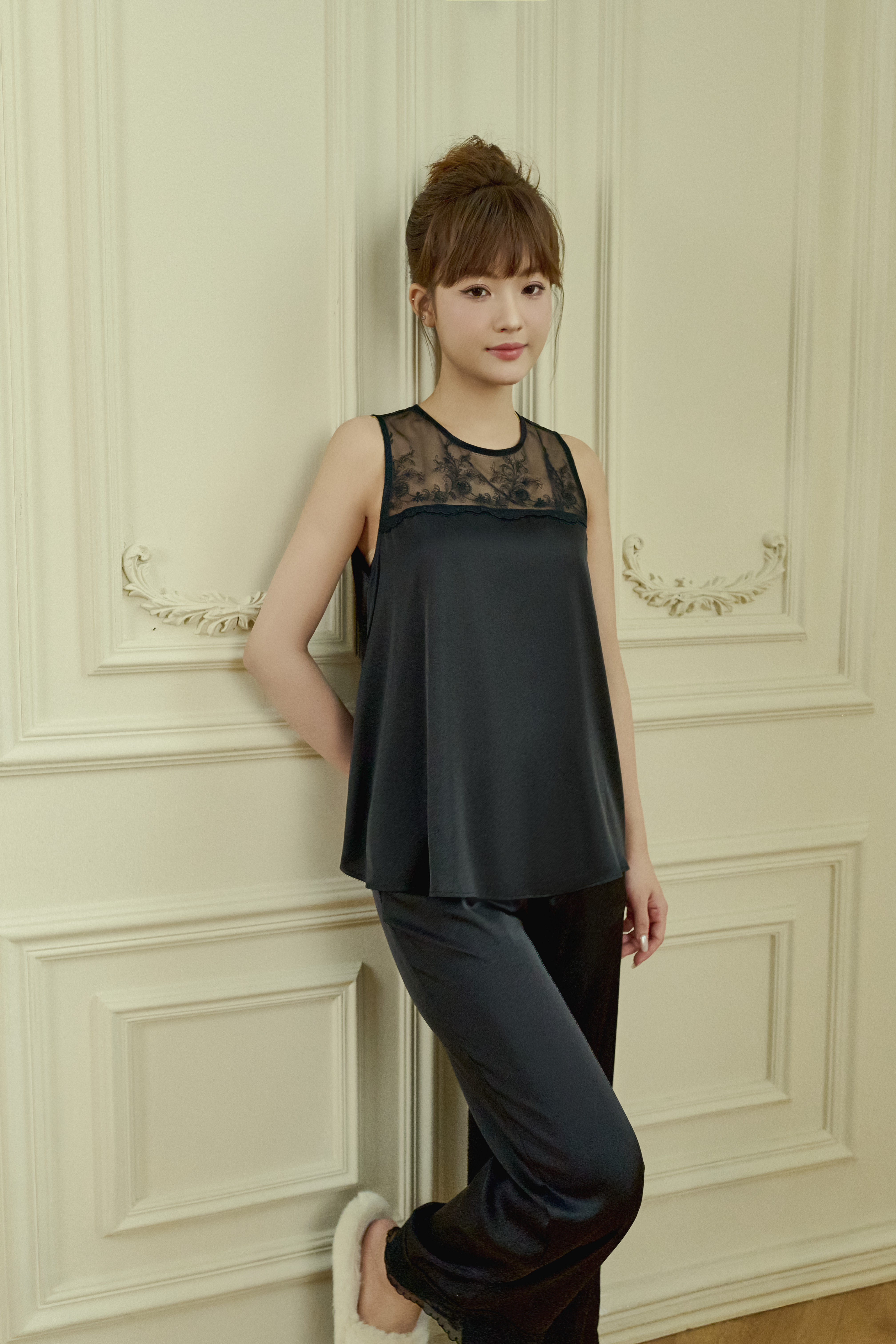 Bộ lụa áo cộc tay, quần dài BN613