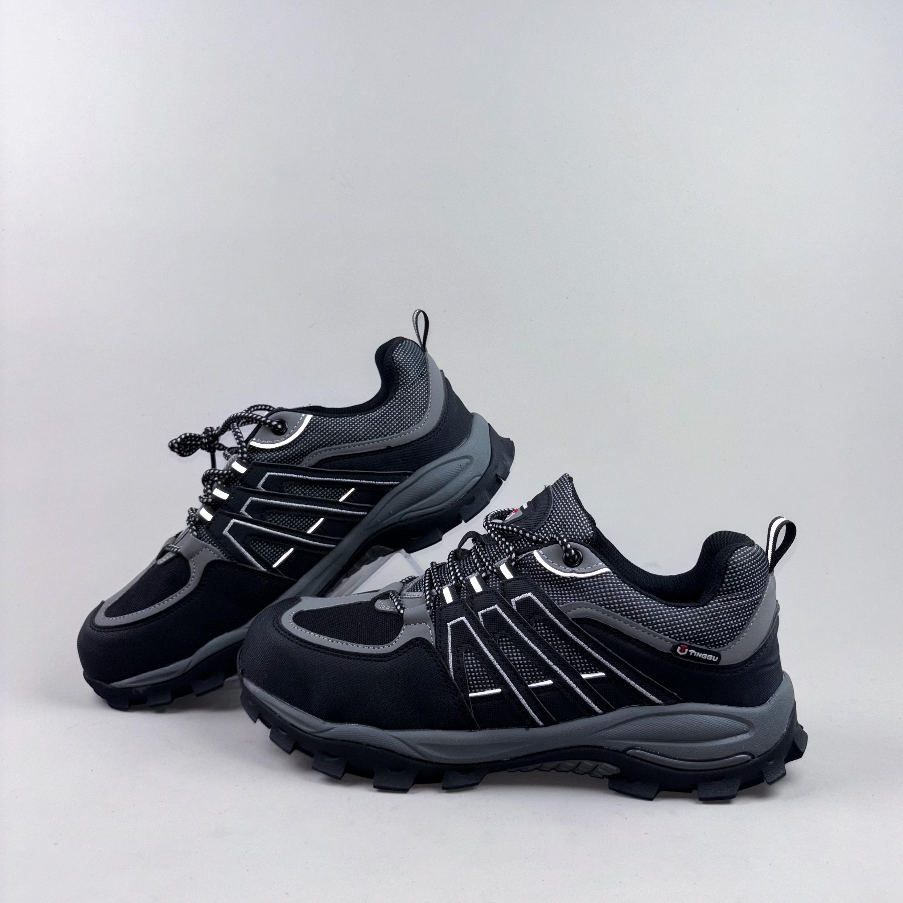 Apex Tracker Safety Shoes
