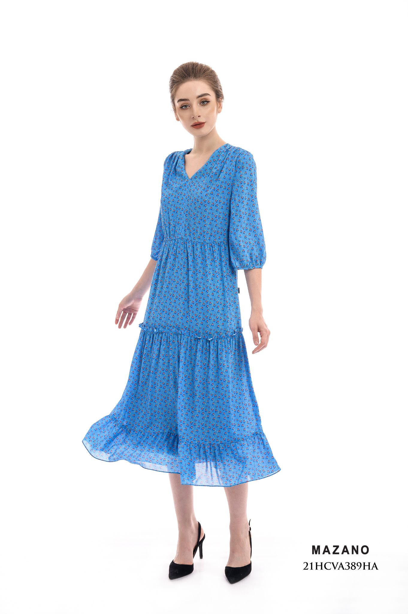 Đầm xanh họa tiết hoa bèo tầng họa tiết cổ V