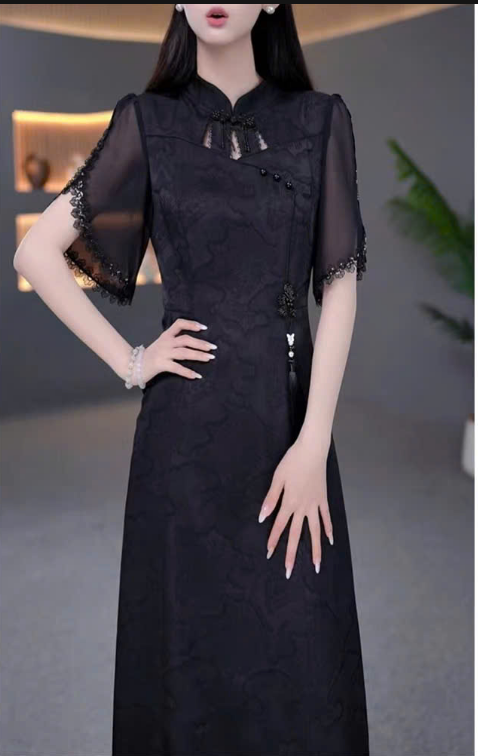 18166-Đầm lụa đen phối tay  voan viền ren cổ tàu cách điệu ( lụa,voan)