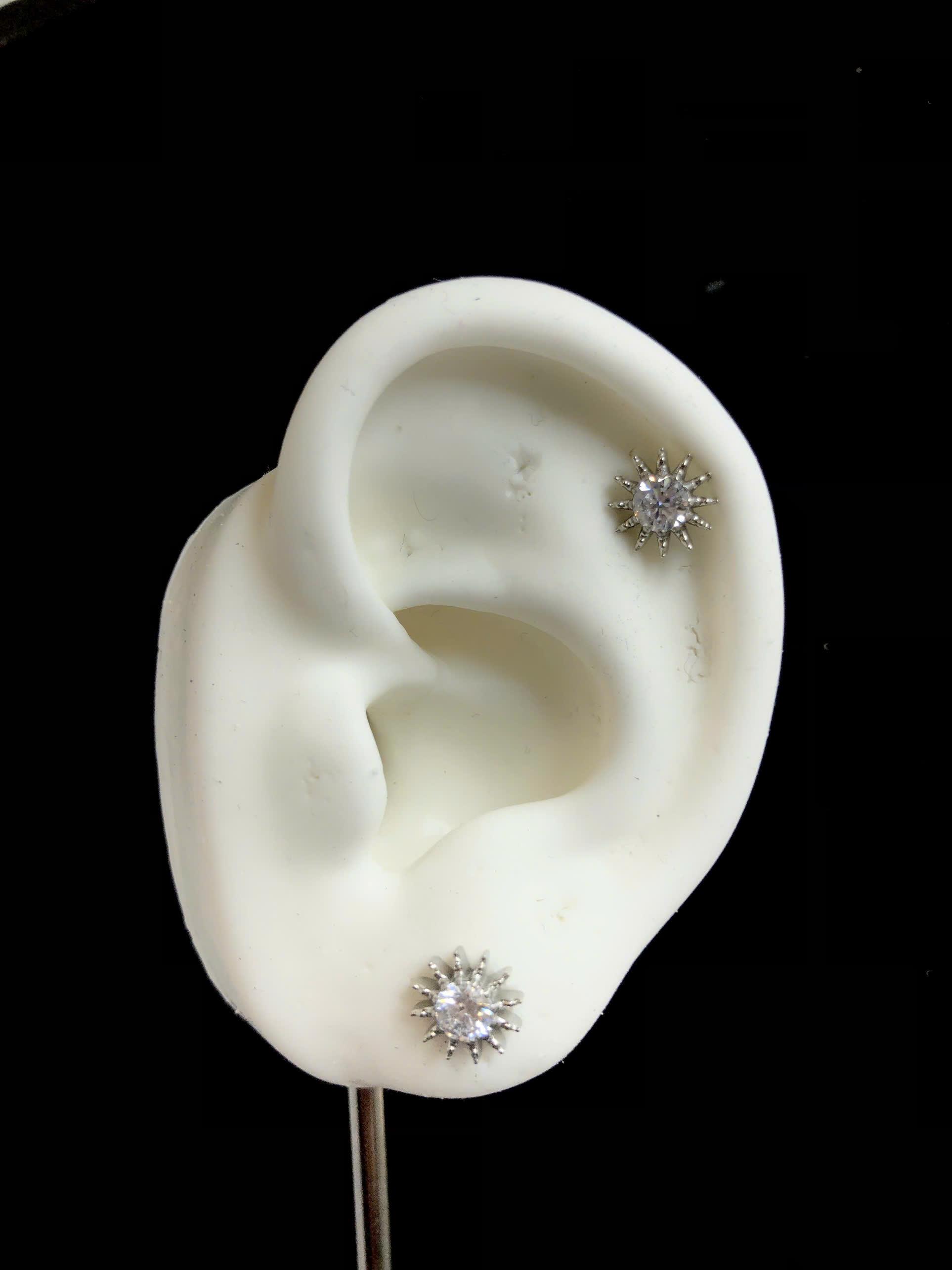 Khuyên kiểu titan mặt trời_thumbnail_3