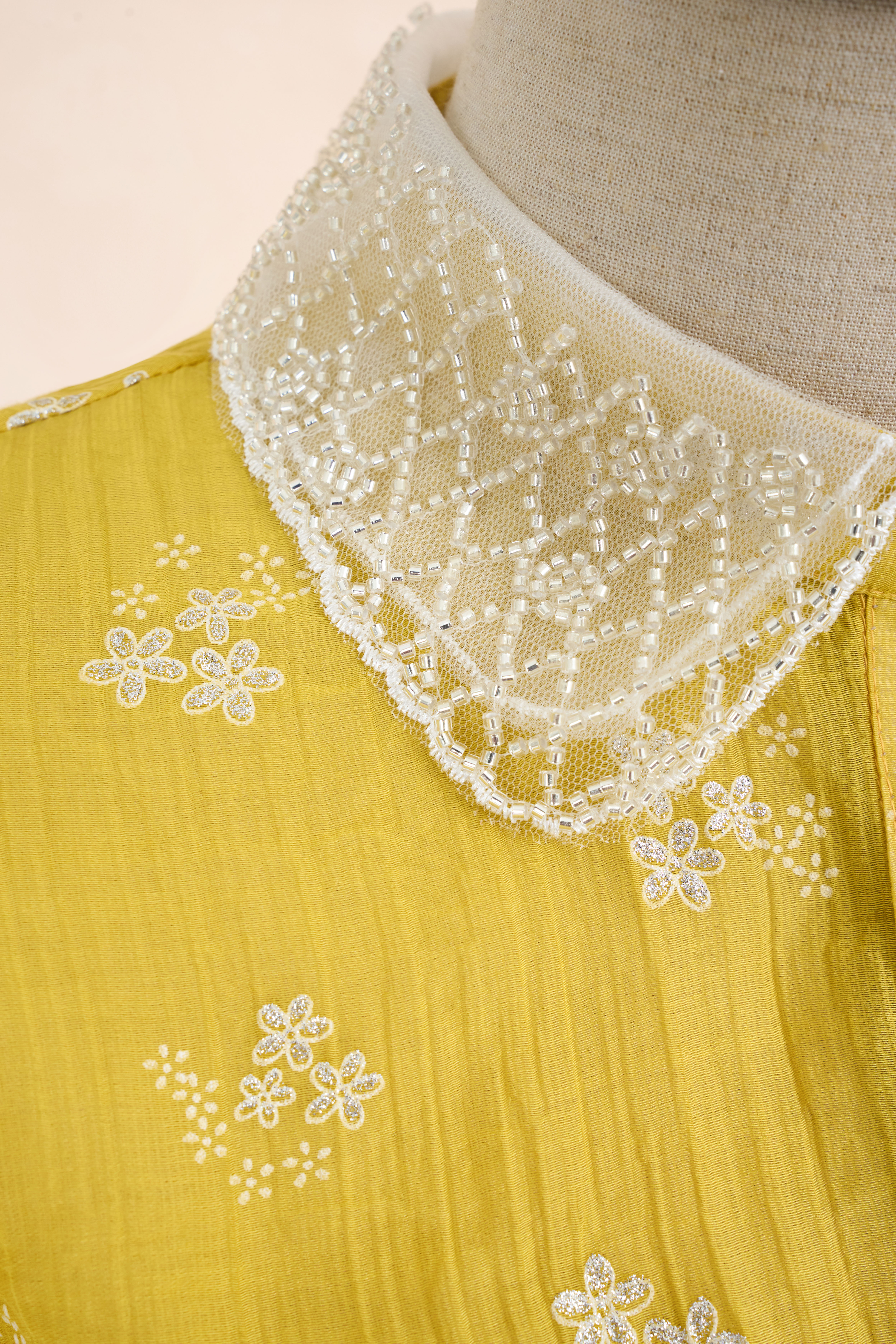 Sơ Mi PL Cổ Cườm Hoa Ngực_thumbnail_2