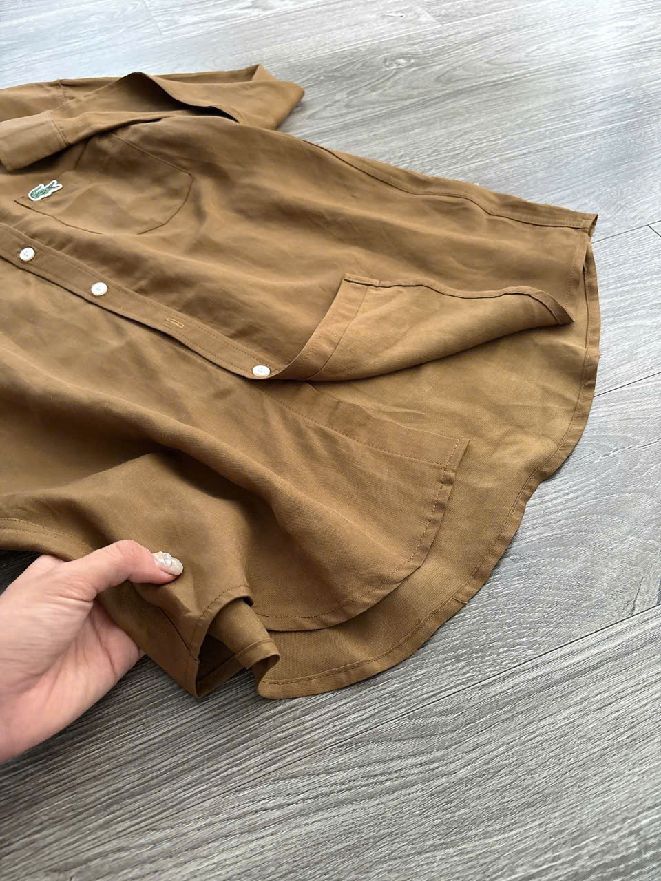 HA124 Áo somi tay dài cá sấu nâu