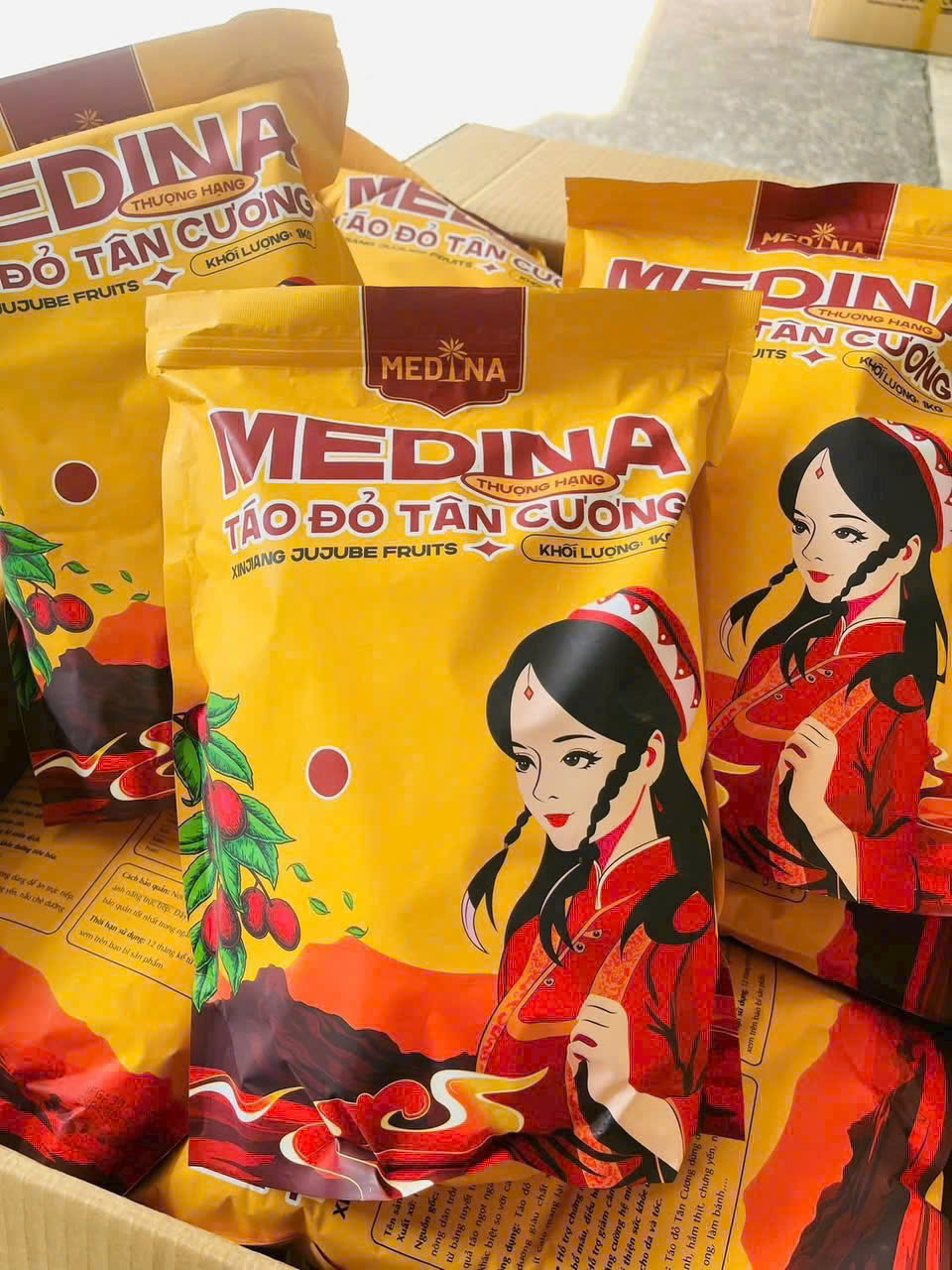 Táo Đỏ Tân Cương Thượng Hạng MEDINA_thumbnail_4