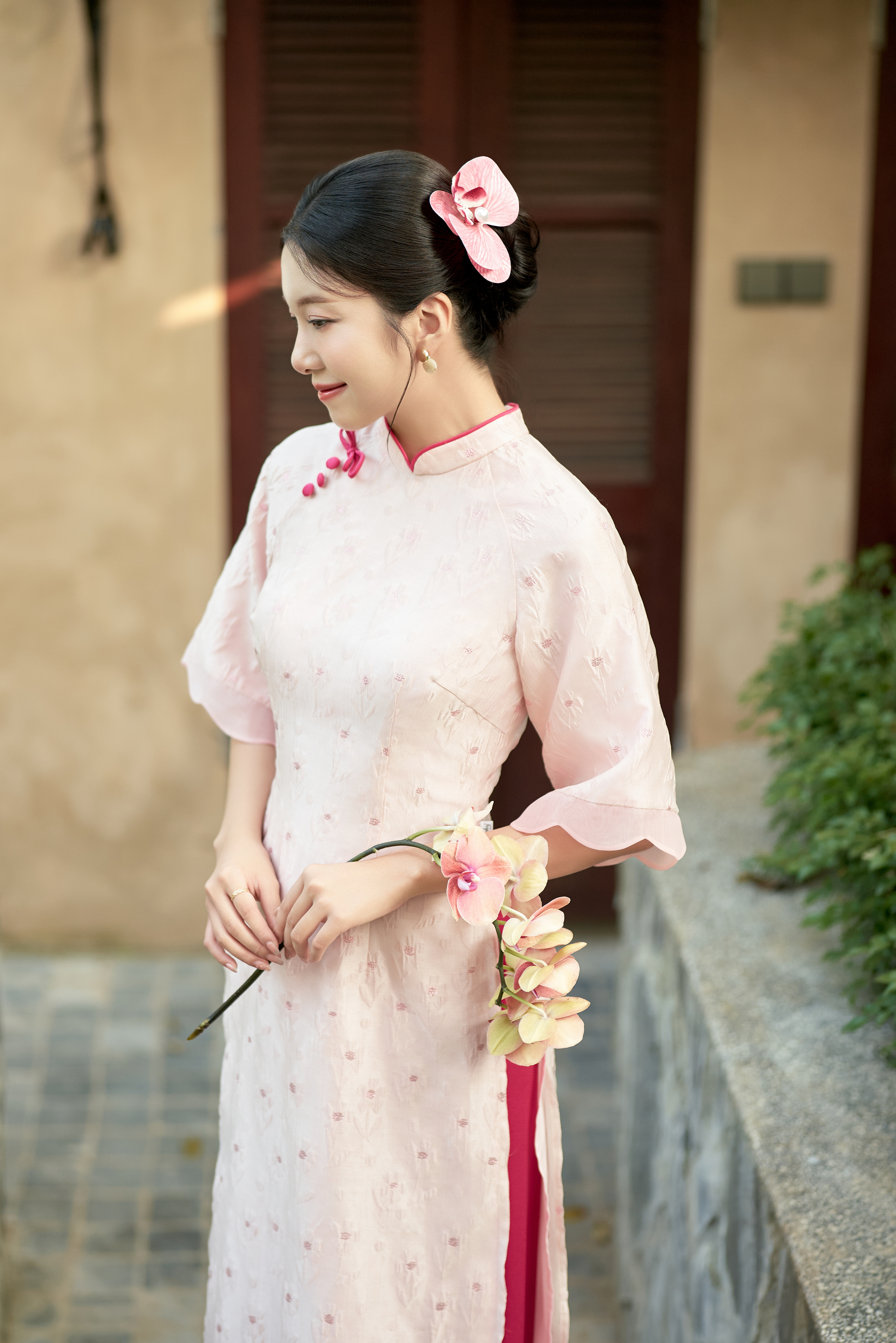 Áo dài mẹ Cát Tiên_thumbnail_1