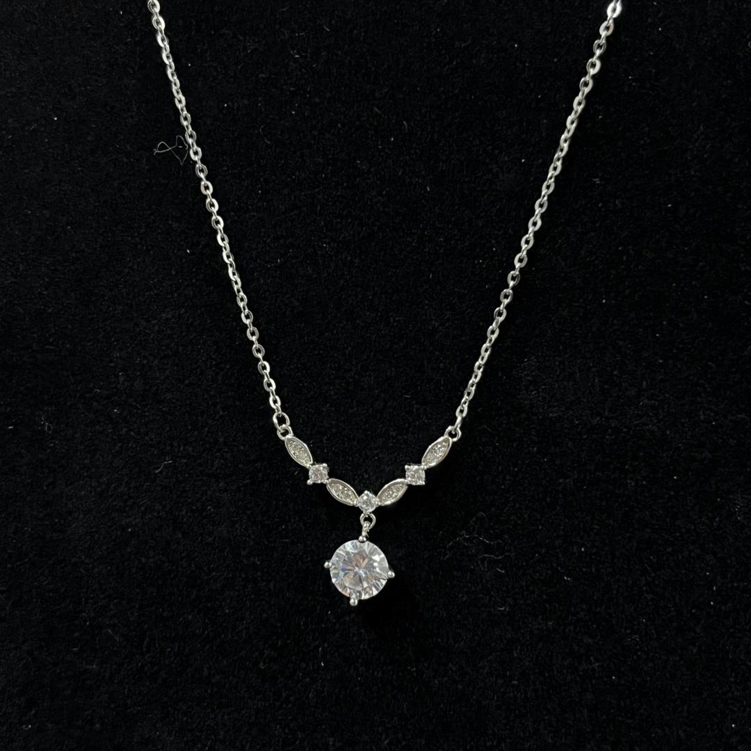 vòng cổ bạc xi kim bốn lá đá trắng_thumbnail_1