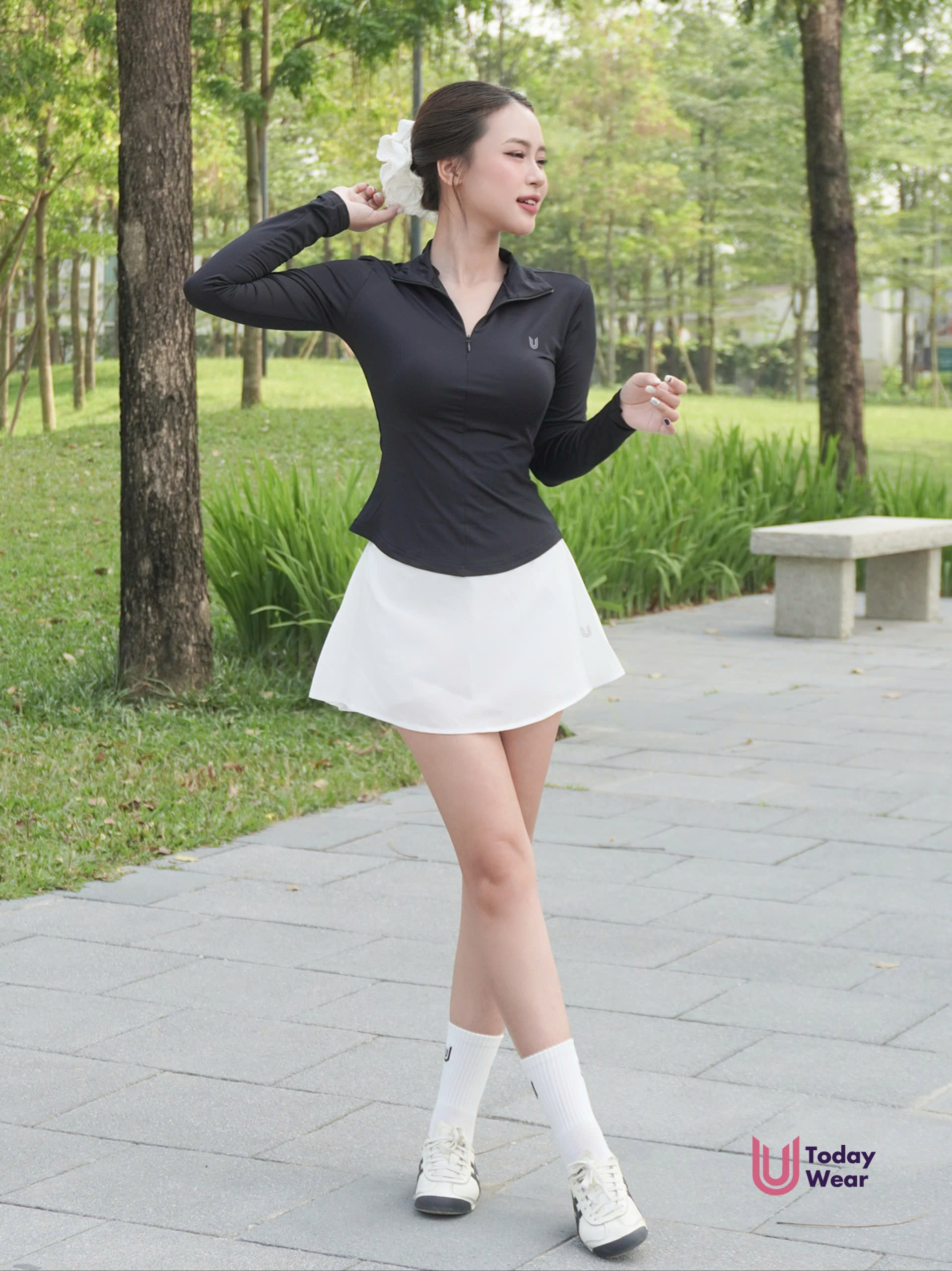 Áo Jolie đen mix chân váy Lina trắng_thumbnail_2